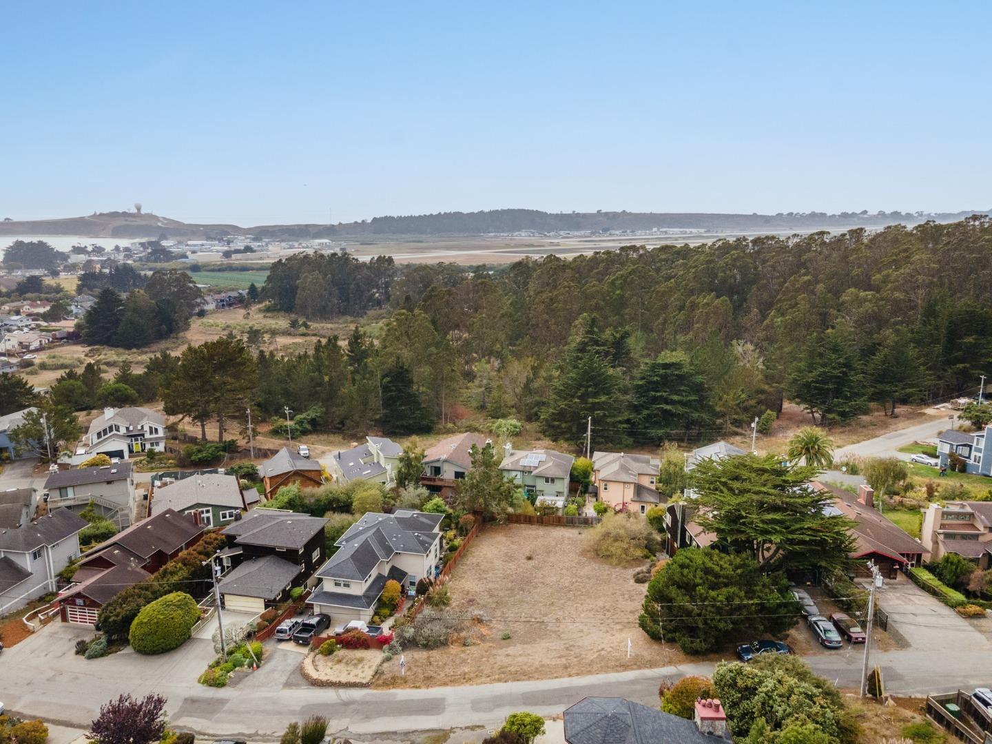 El Granada, California, 94018, United States, ,Land,For Sale,1759946