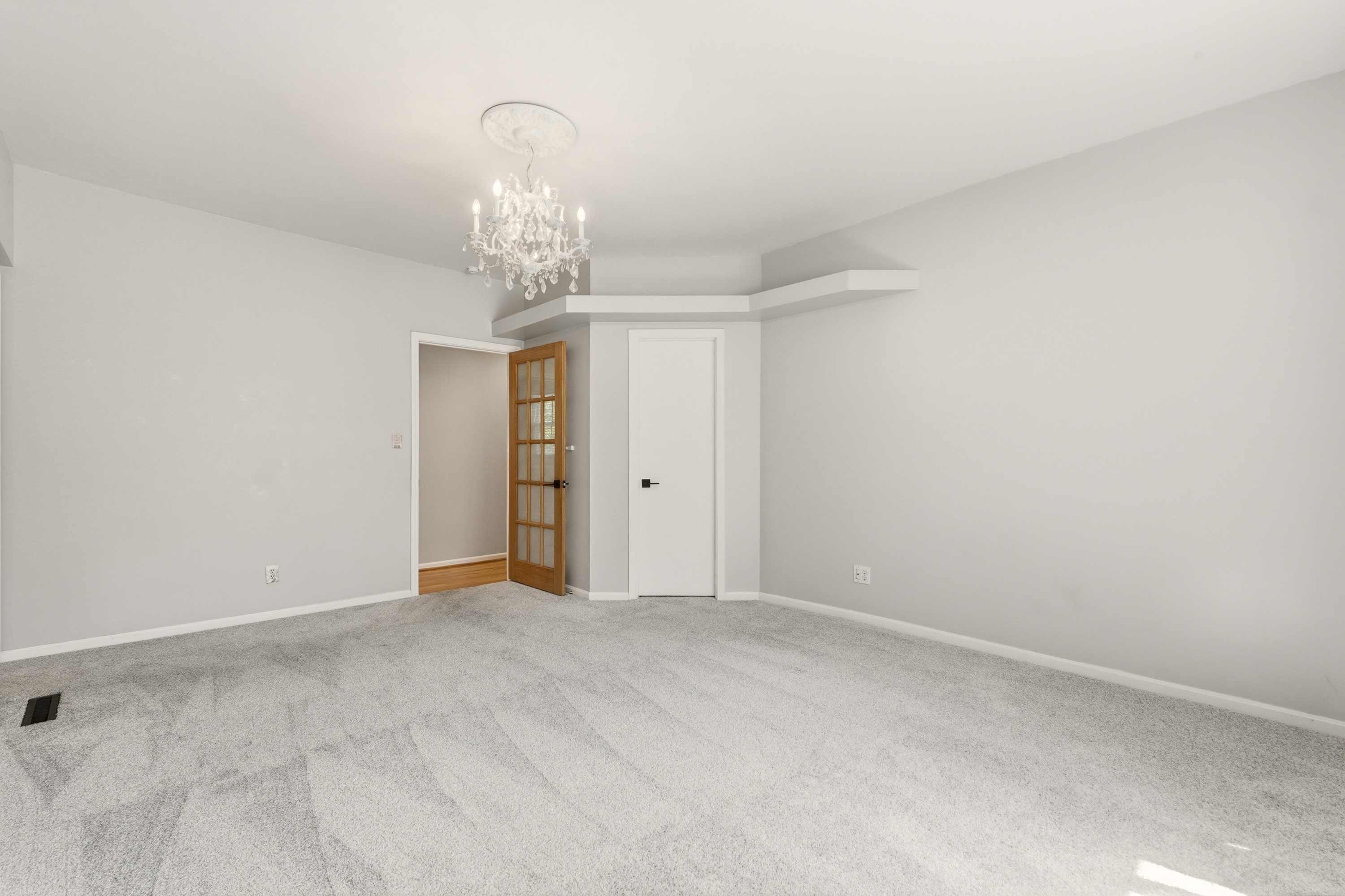  11805 Cedardale Road, Louisville, KY 40223 - 物件實景