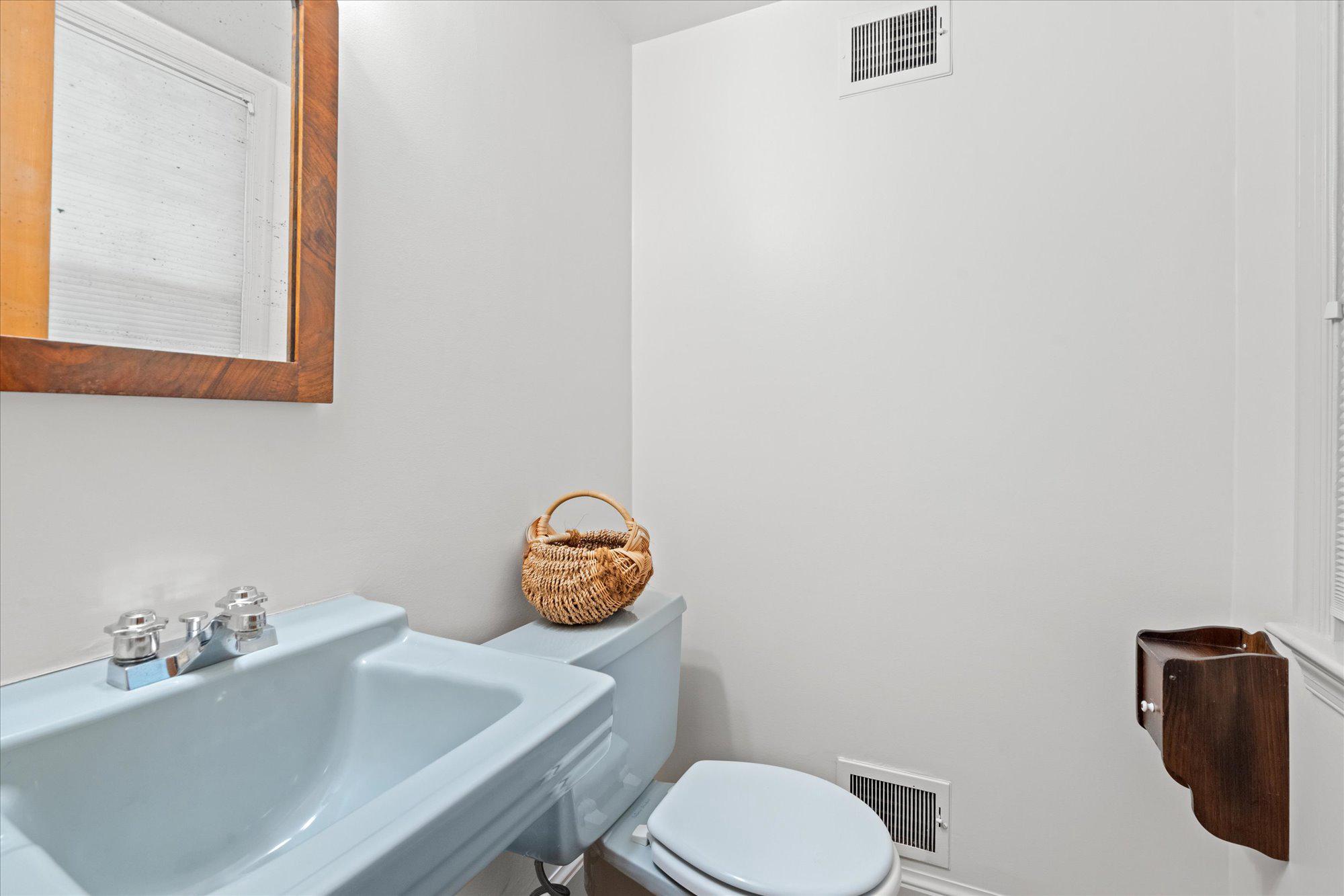  7030 Longwood Drive, Bethesda, MD 20817 - 物件實景