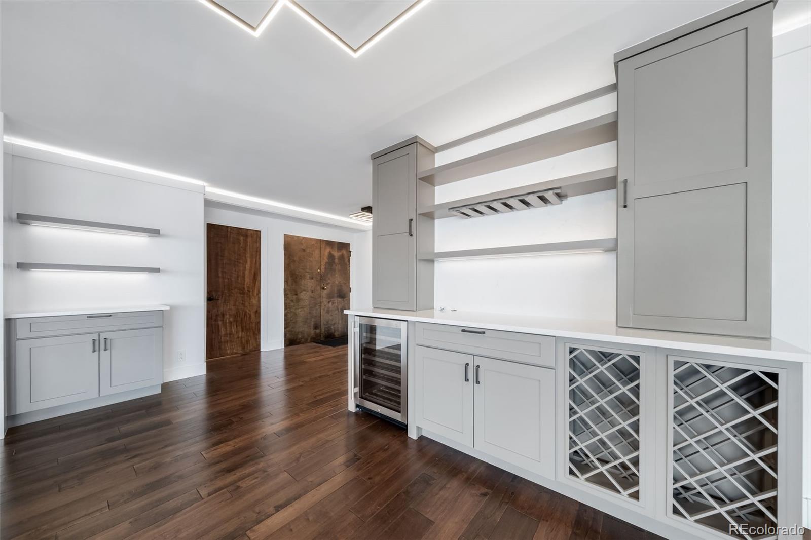 Denver, Colorado, 80202, United States, 3 Bedrooms Bedrooms, ,1 BathroomBathrooms,Residential,For Sale,2001728