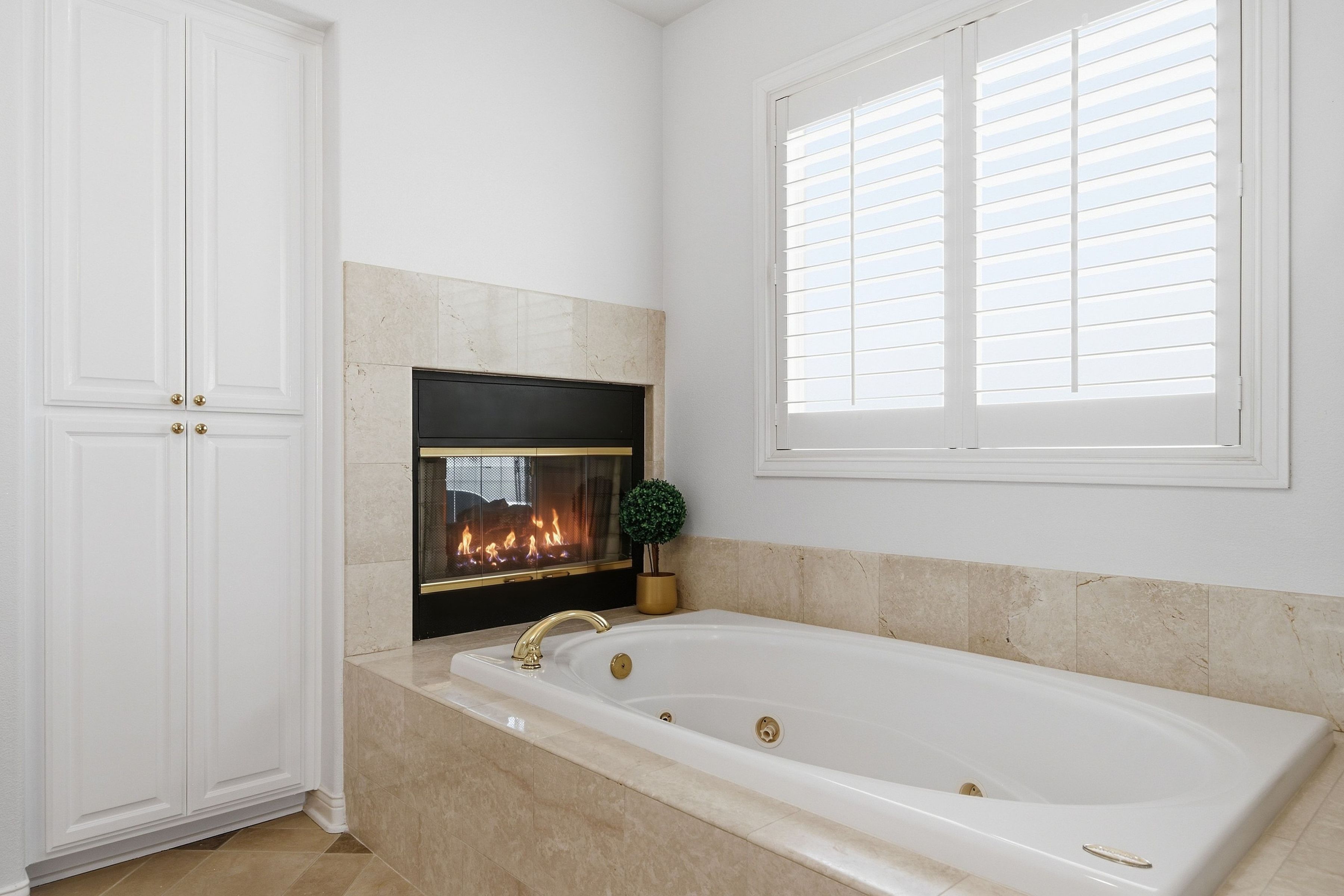  219 Baybrook Court, Lake Sherwood - 物件實景