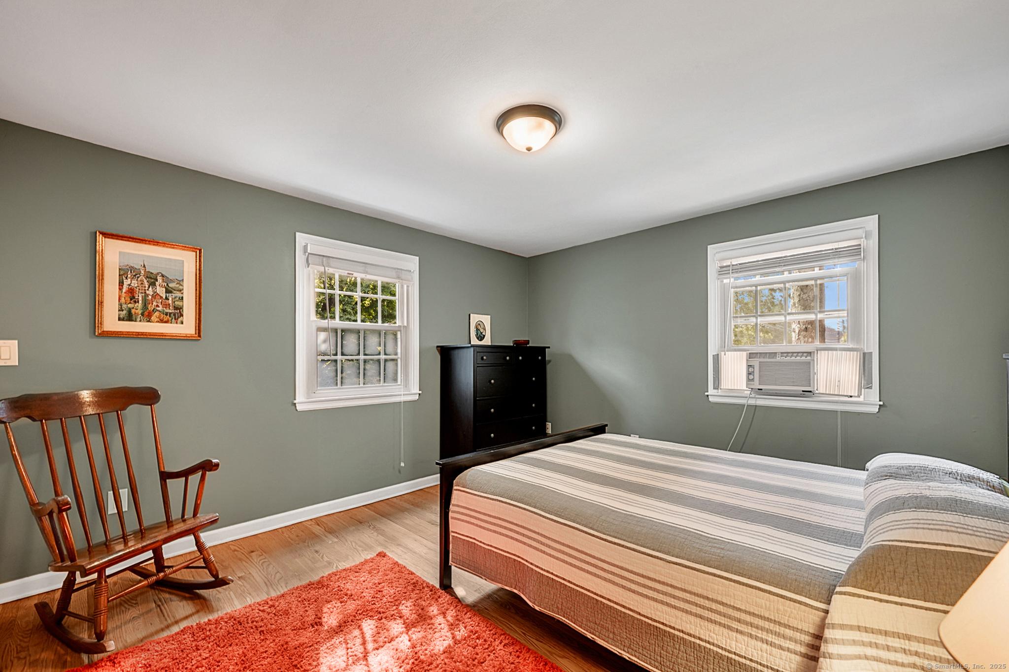 Middletown, Connecticut, 06457, United States, 4 Bedrooms Bedrooms, ,2 BathroomsBathrooms,Residential,For Sale,1920359