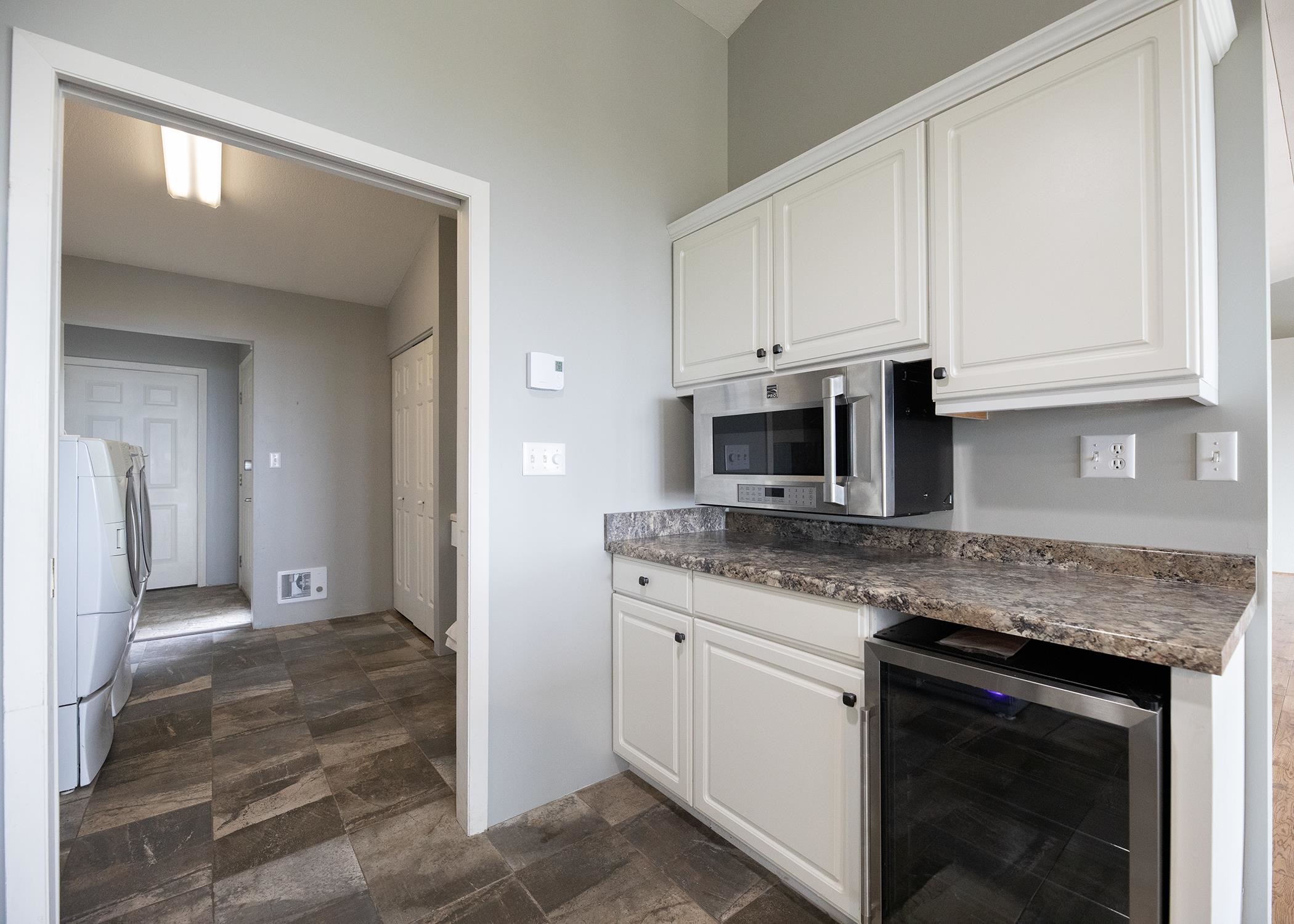 Duluth, Minnesota, 55805, United States, 4 Bedrooms Bedrooms, ,2 BathroomsBathrooms,Residential,For Sale,1941735