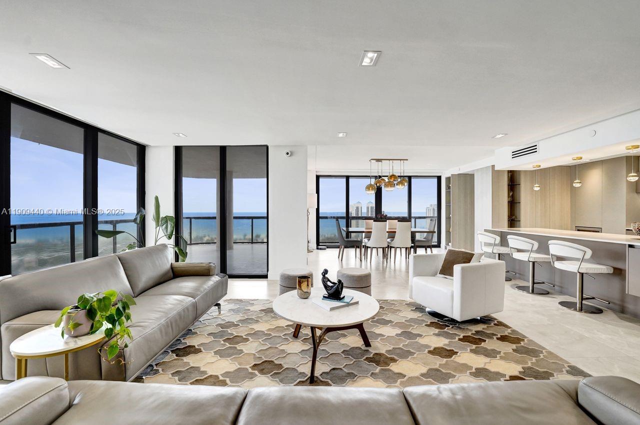 Aventura, Florida, 33180, United States, 4 Bedrooms Bedrooms, ,3 BathroomsBathrooms,Residential,For Sale,1989570