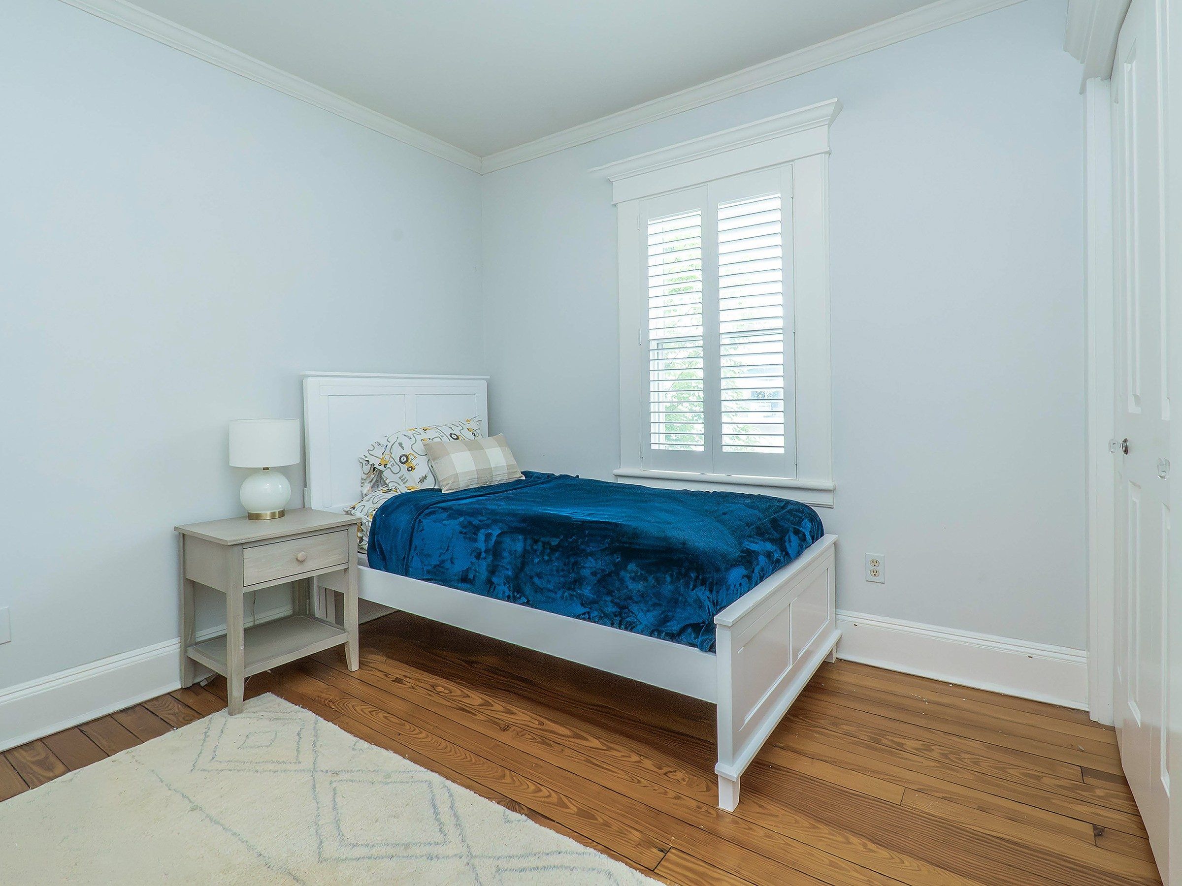  28 Monroe Street, Port Washington, NY, 11050 - 物件實景
