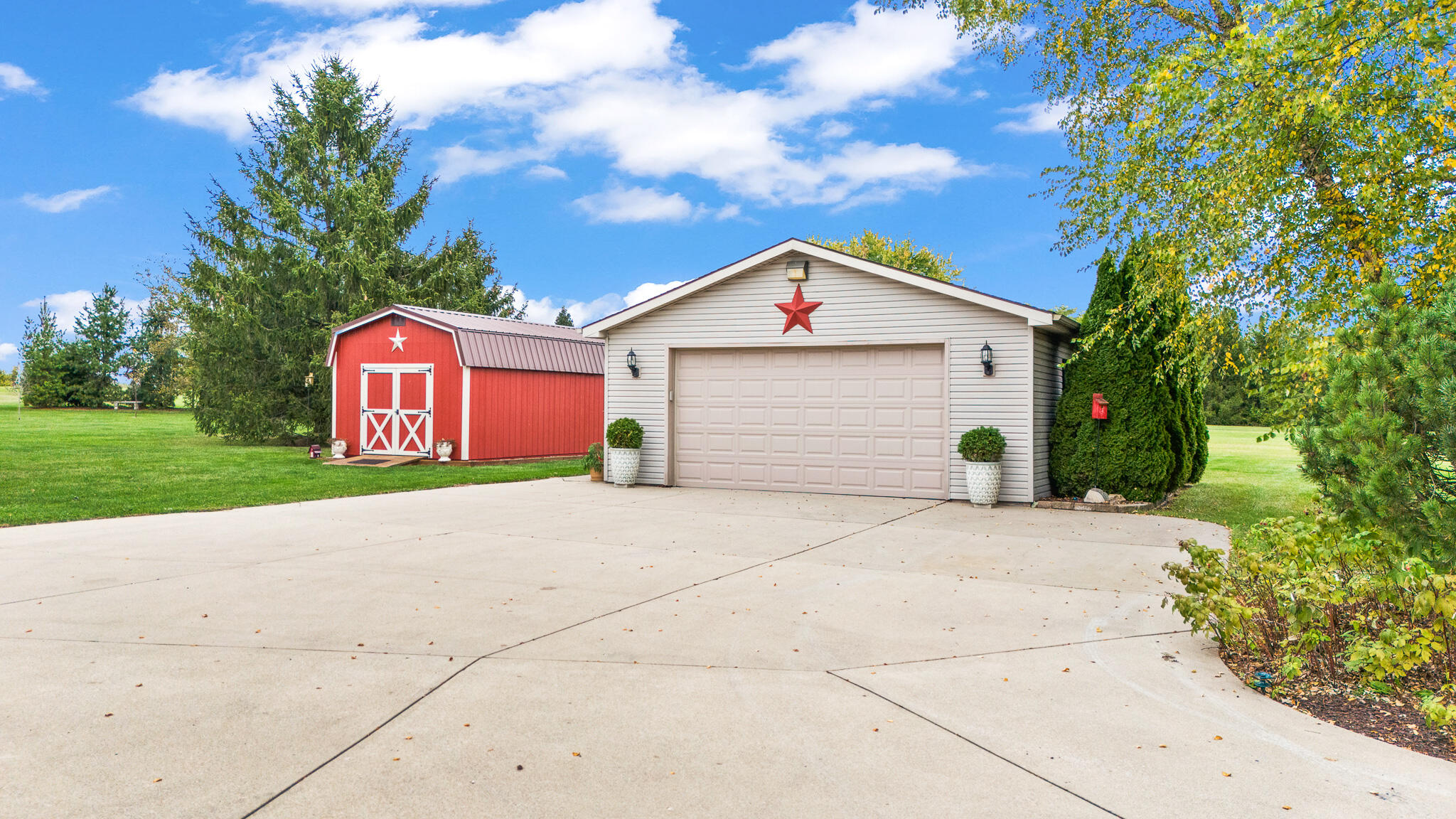 New Carlisle, Ohio, 45344, United States, 4 Bedrooms Bedrooms, ,3 BathroomsBathrooms,Residential,For Sale,1964835