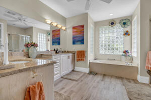 Boynton Beach, Florida, 33437, United States, 3 Bedrooms Bedrooms, ,2 BathroomsBathrooms,Residential,For Sale,1984262