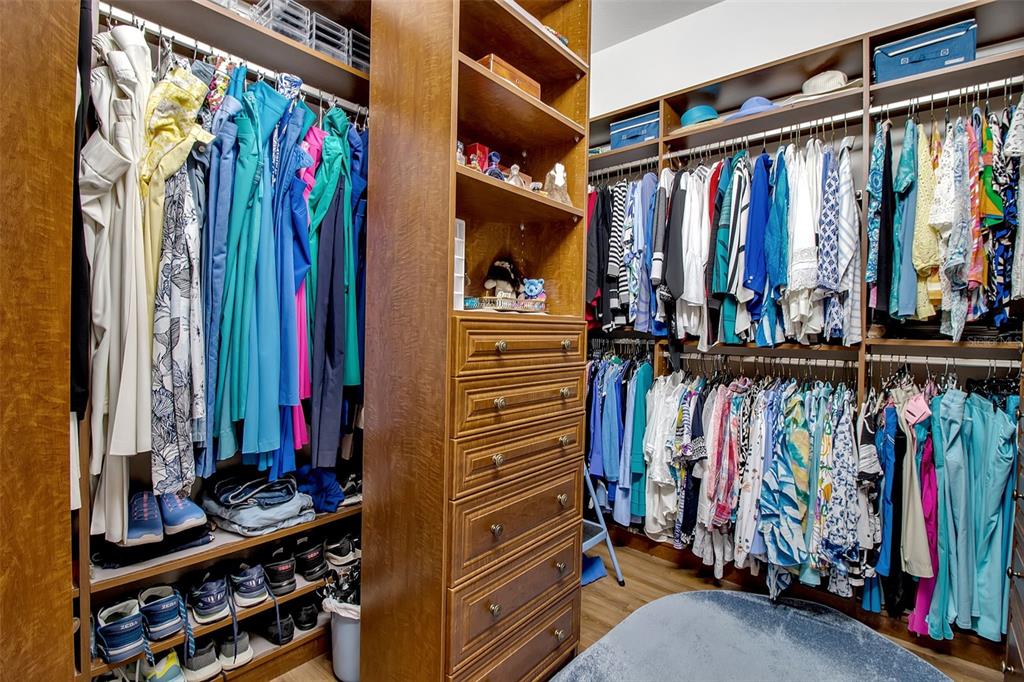 Sarasota, Florida, 34240, United States, 3 Bedrooms Bedrooms, ,3 BathroomsBathrooms,Residential,For Sale,2003503