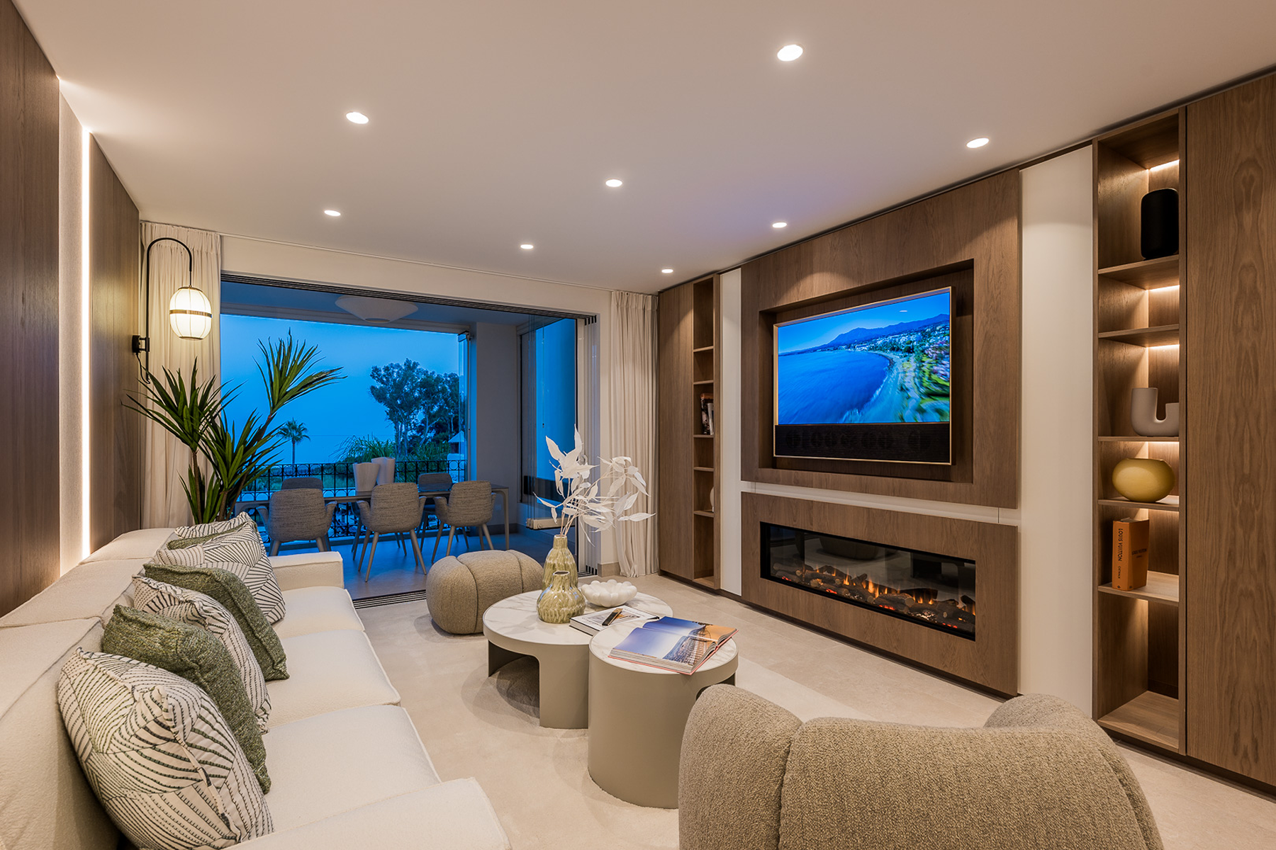  Beachfront corner apartment with expansive terrace in Estepona - 物件實景
