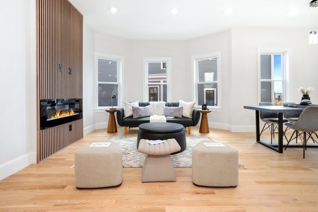 56 Putnam, 1, Somerville, Massachusetts, 02143, United States, 5 Bedrooms Bedrooms, ,3 BathroomsBathrooms,Residential,For Sale,56 Putnam , 1,1661296