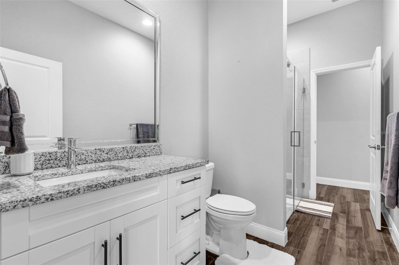 LAKELAND, Florida, 33813, United States, 5 Bedrooms Bedrooms, ,3 BathroomsBathrooms,Residential,For Sale,1937728