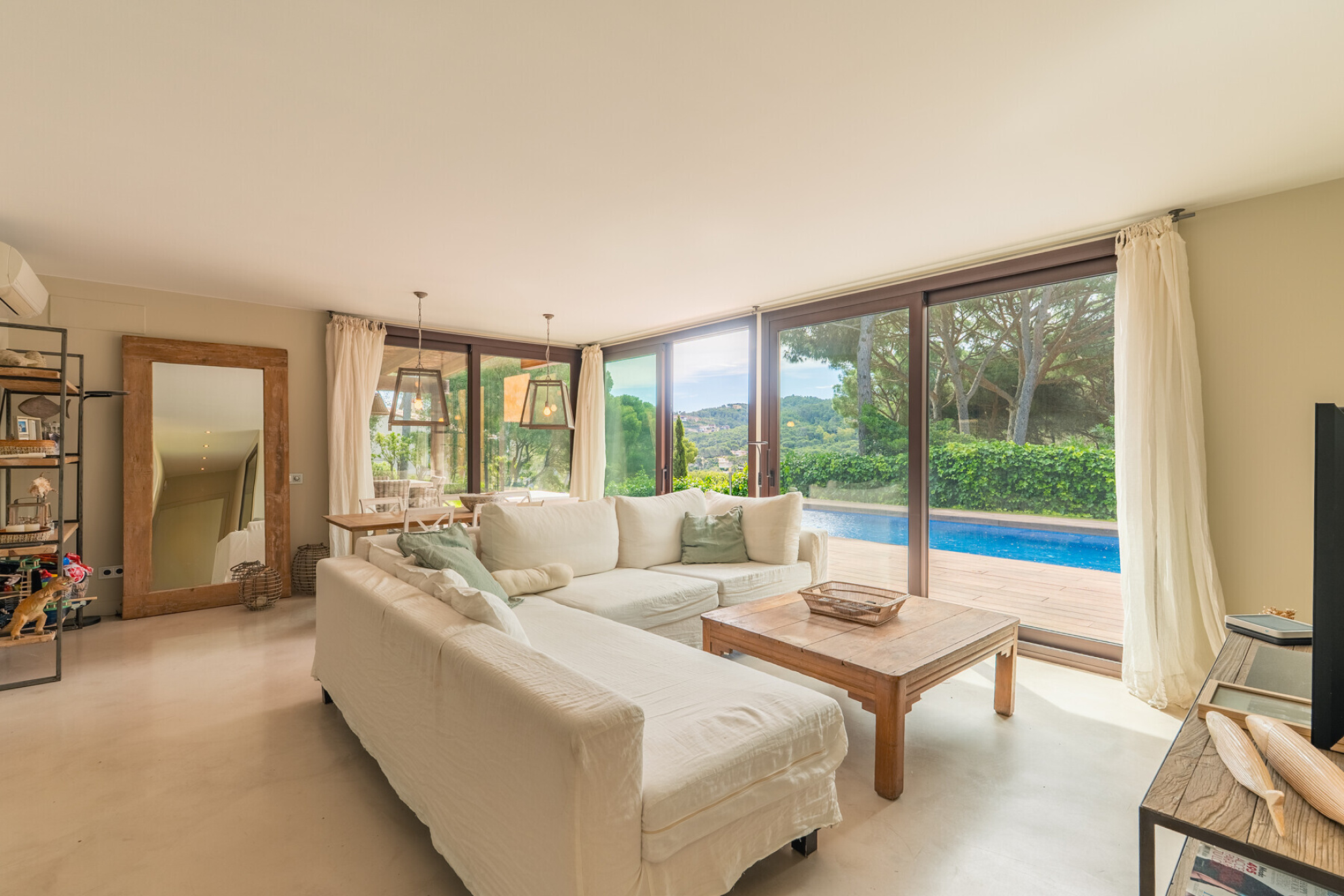  Contemporary house steps from the beach of Sa Riera, in Begur - 物件實景