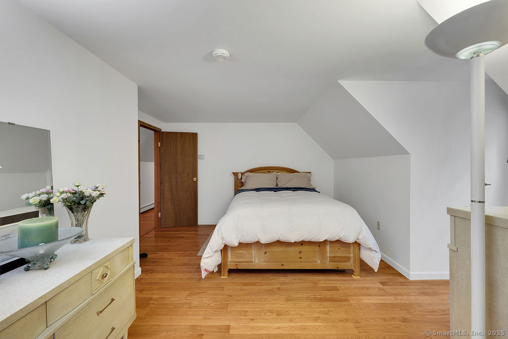 New Milford, Connecticut, 06776, United States, 4 Bedrooms Bedrooms, ,3 BathroomsBathrooms,Residential,For Sale,1926177