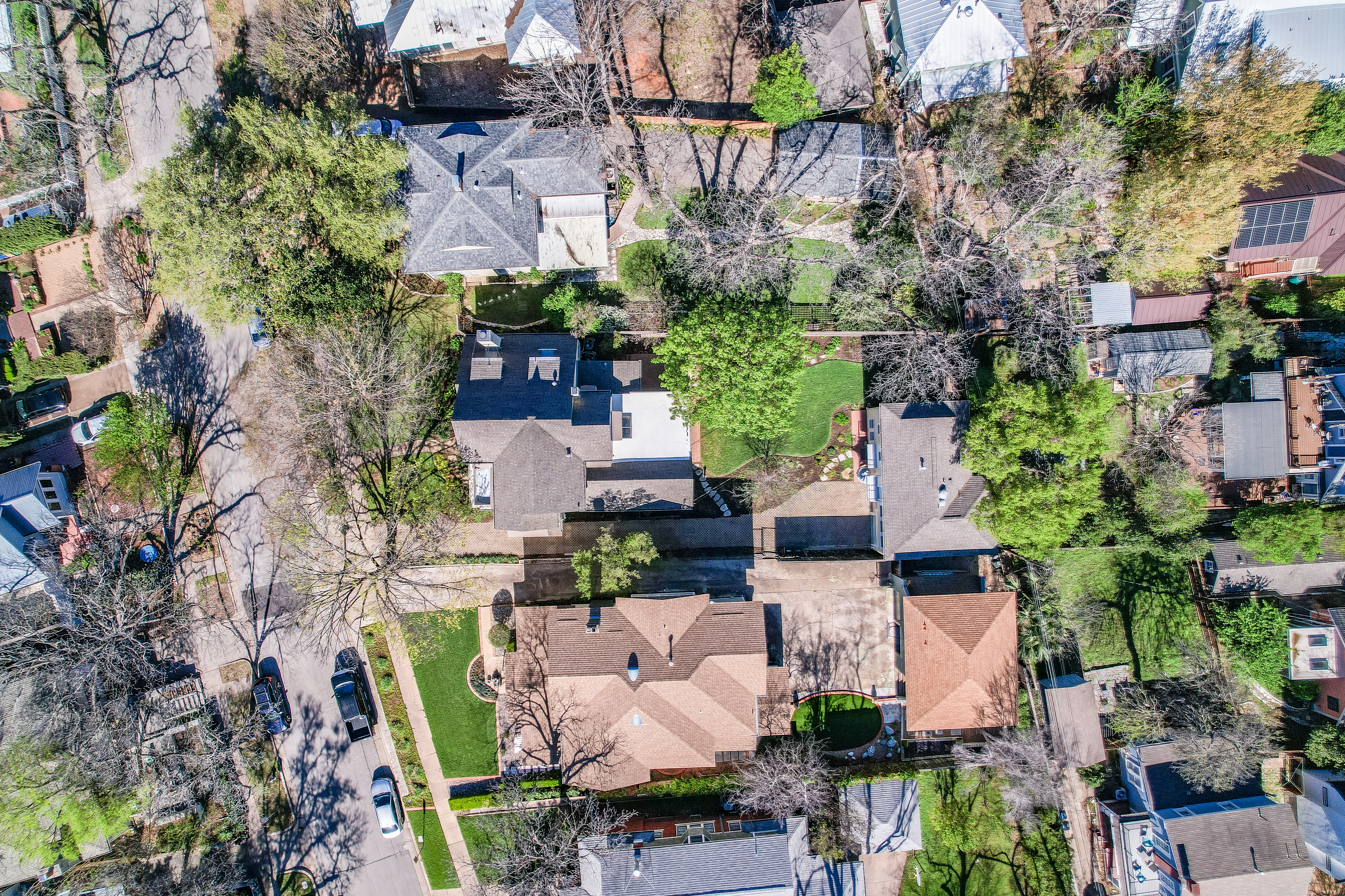  1925 Tudor Revival in Historic Aldridge Place - 物件實景