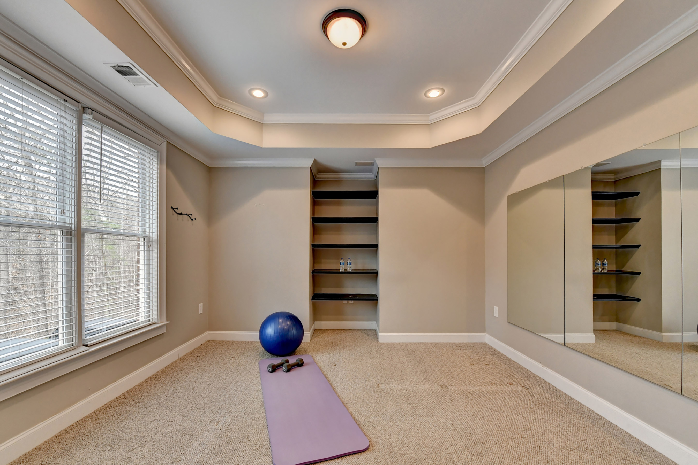  Luxury, Comfort and Privacy in One of Roswell