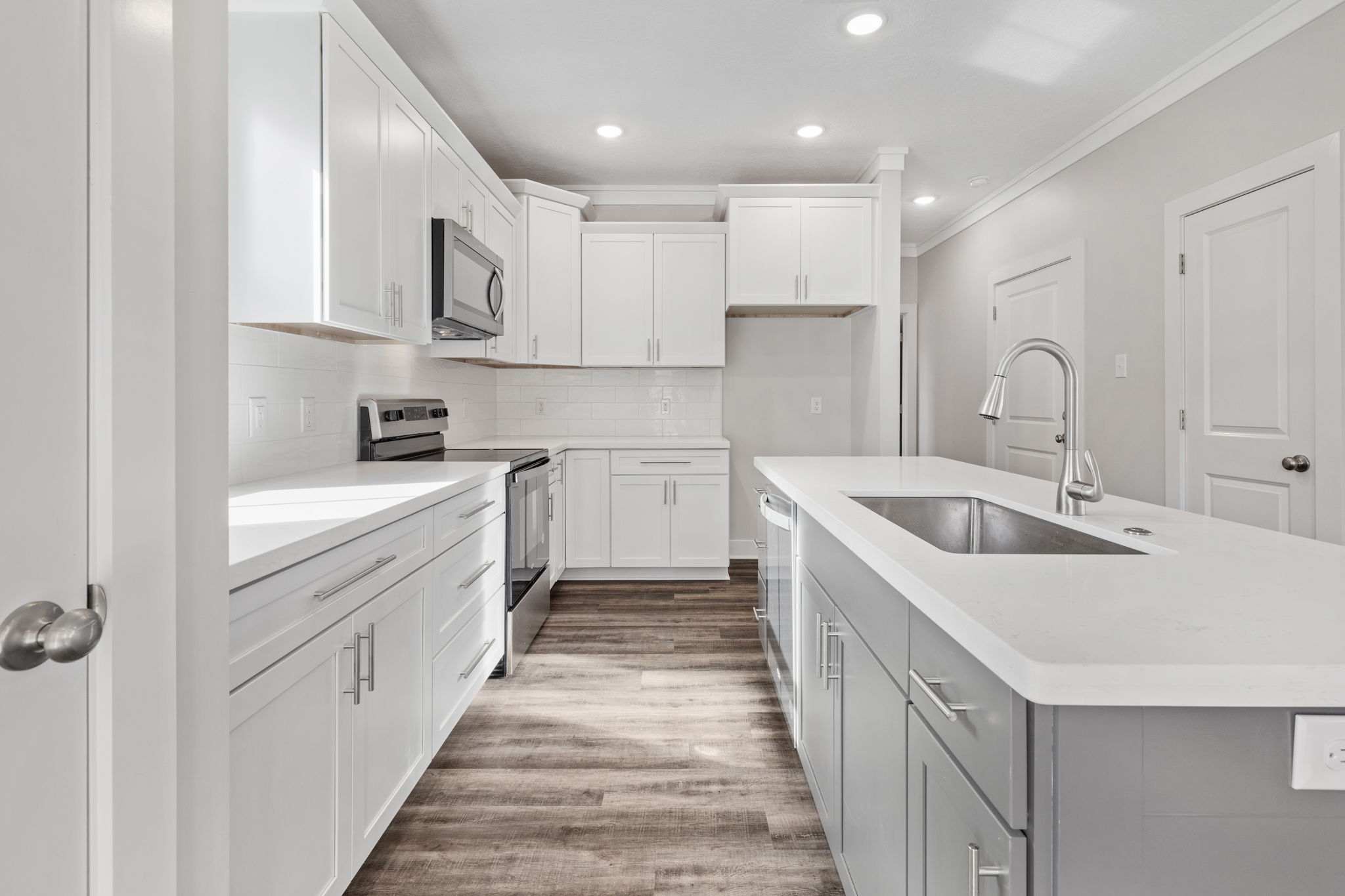 Lake Charles, Louisiana, 70601, United States, 16 Bedrooms Bedrooms, ,12 BathroomsBathrooms,Residential,For Sale,1983862