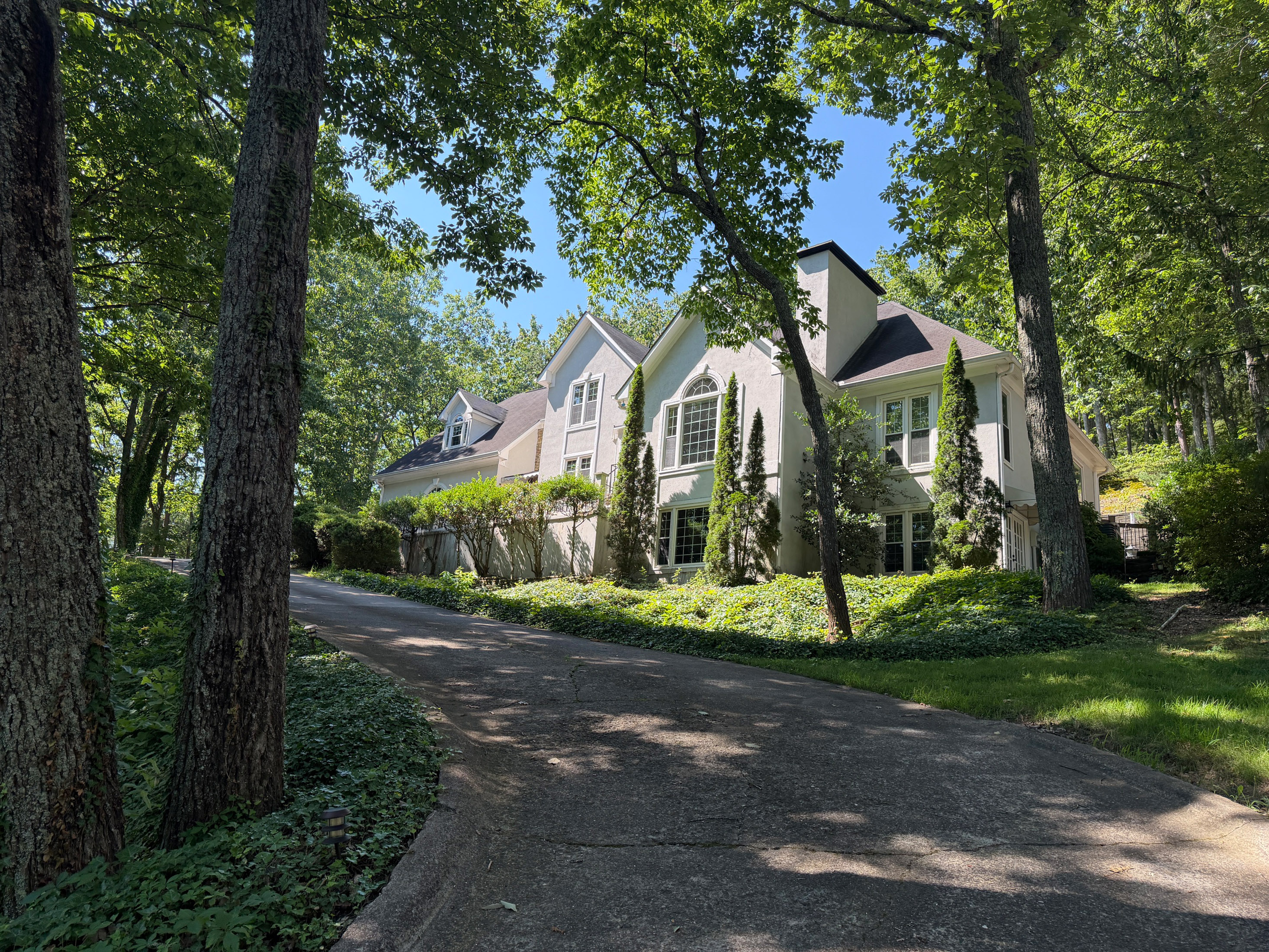 Slope Ct, Marietta, GA 30066