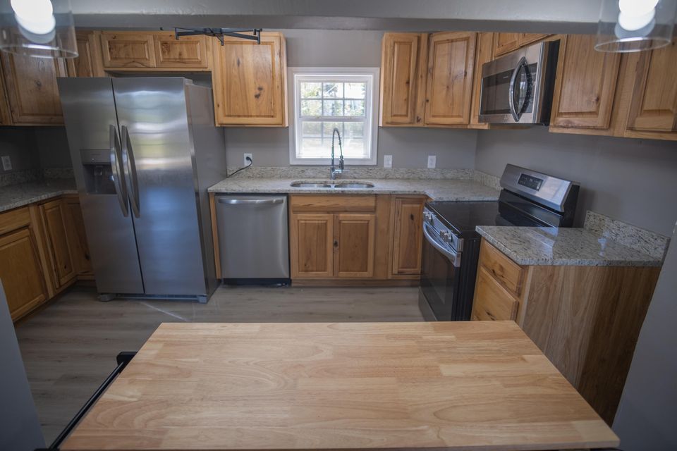Somerset, Kentucky, 42501, United States, 4 Bedrooms Bedrooms, ,2 BathroomsBathrooms,Residential,For Sale,1943873