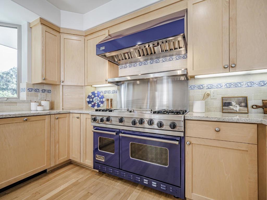 Scotts Valley, California, 95066, United States, 3 Bedrooms Bedrooms, ,3 BathroomsBathrooms,Residential,For Sale,1974309