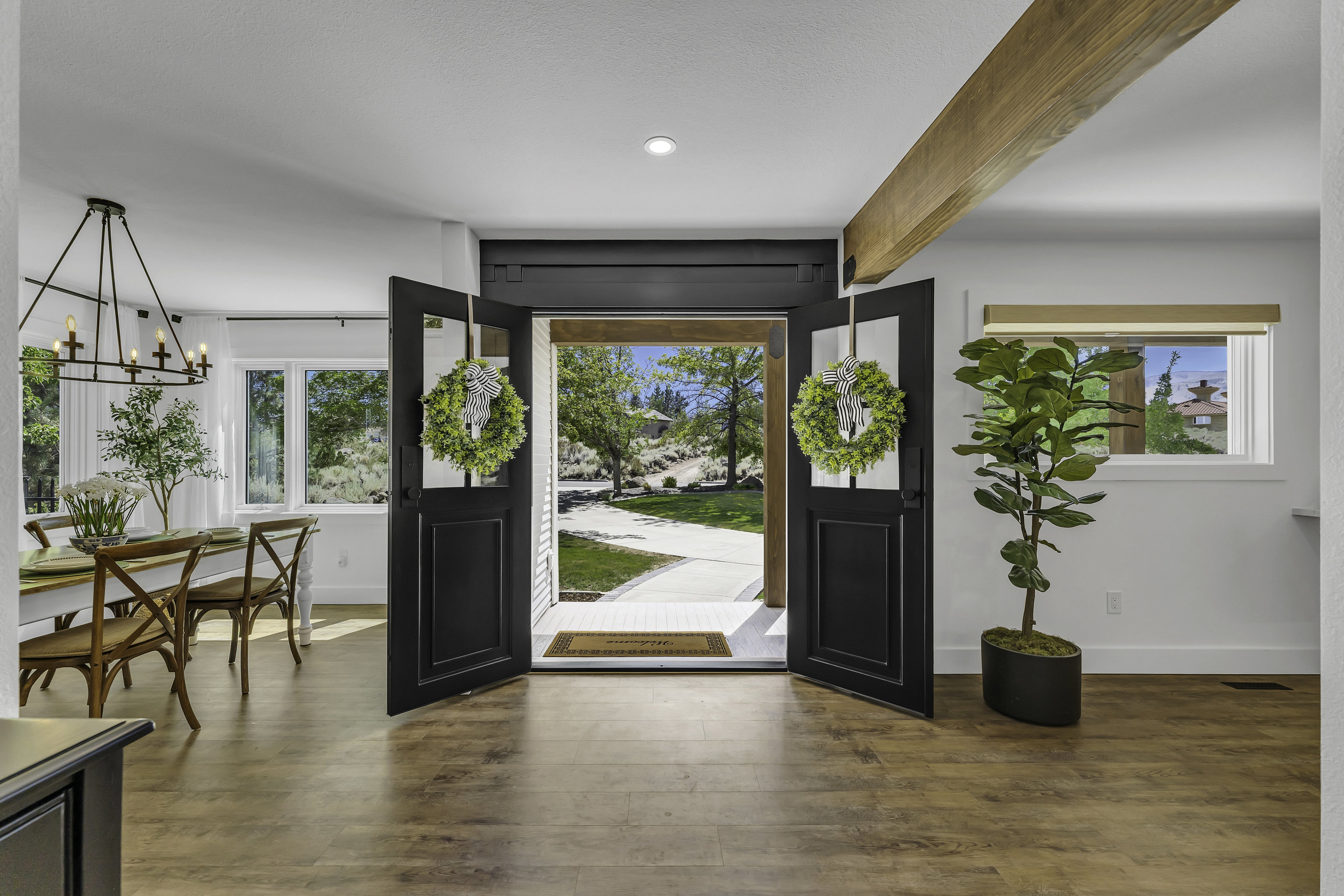  Expansive South West Luxury Ranch Style Estate with RV Garage & In-Law Quarters - 物件實景