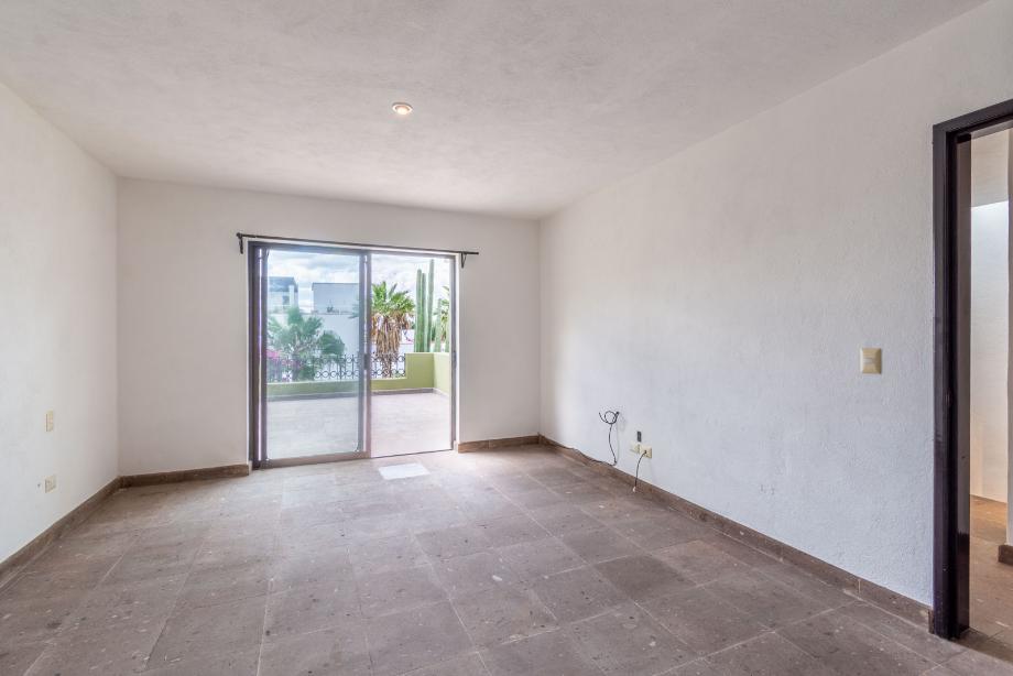 San Miguel de Allende, Guanajuato, 37766, Mexico, 4 Bedrooms Bedrooms, ,3 BathroomsBathrooms,Residential,For Sale,1916659