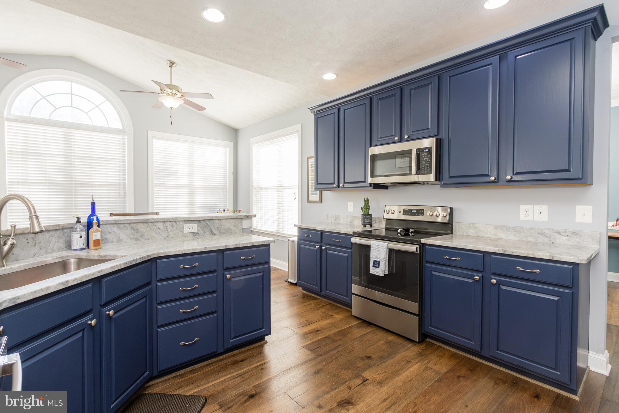 Saint Inigoes, Maryland, 20684, United States, 4 Bedrooms Bedrooms, ,4 BathroomsBathrooms,Residential,For Sale,2005176