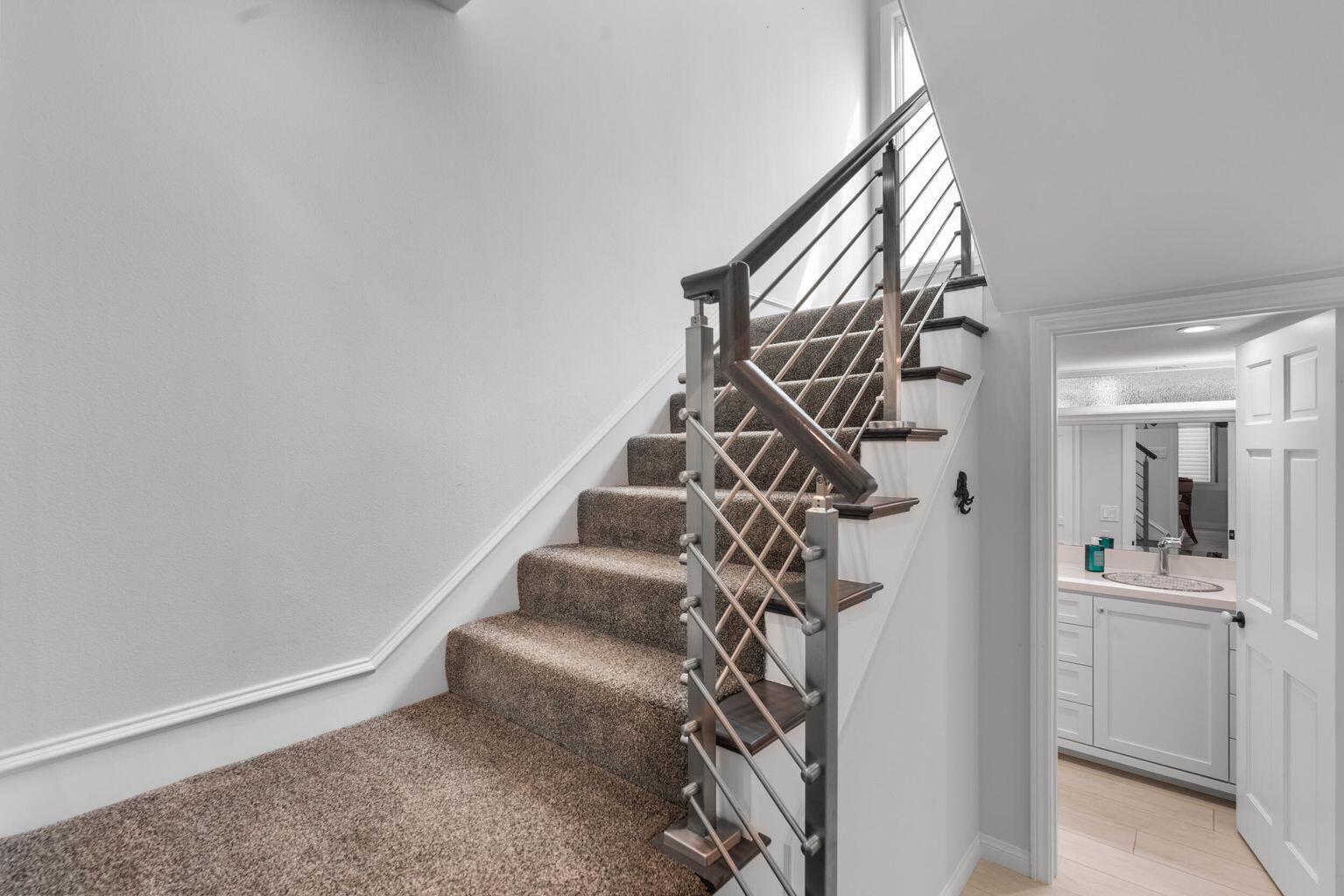 Newport Beach, California, 92661, United States, 4 Bedrooms Bedrooms, ,4 BathroomsBathrooms,Residential,For Sale,1849950
