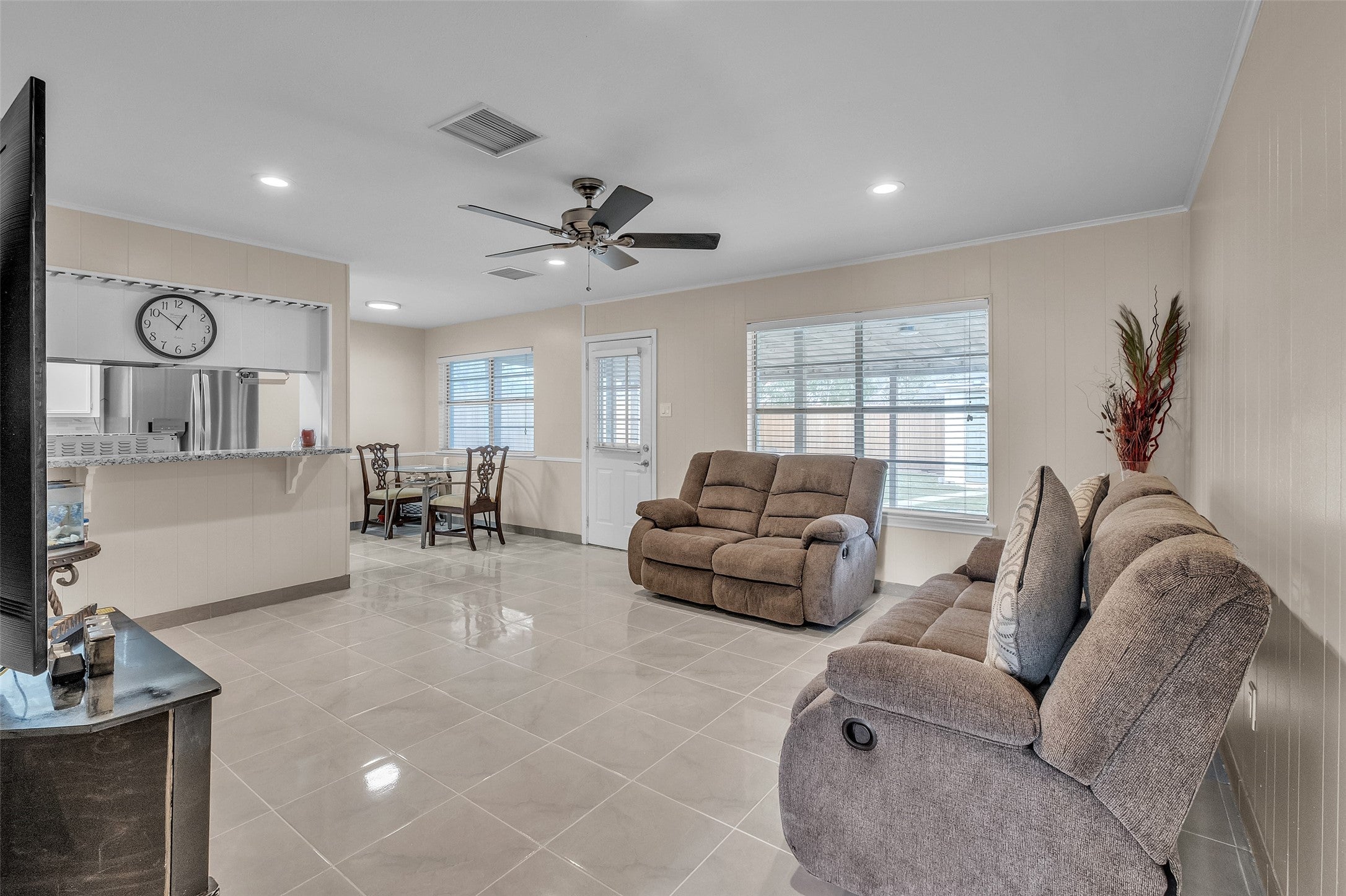 Tiegs St, League City, TX 77573 #1