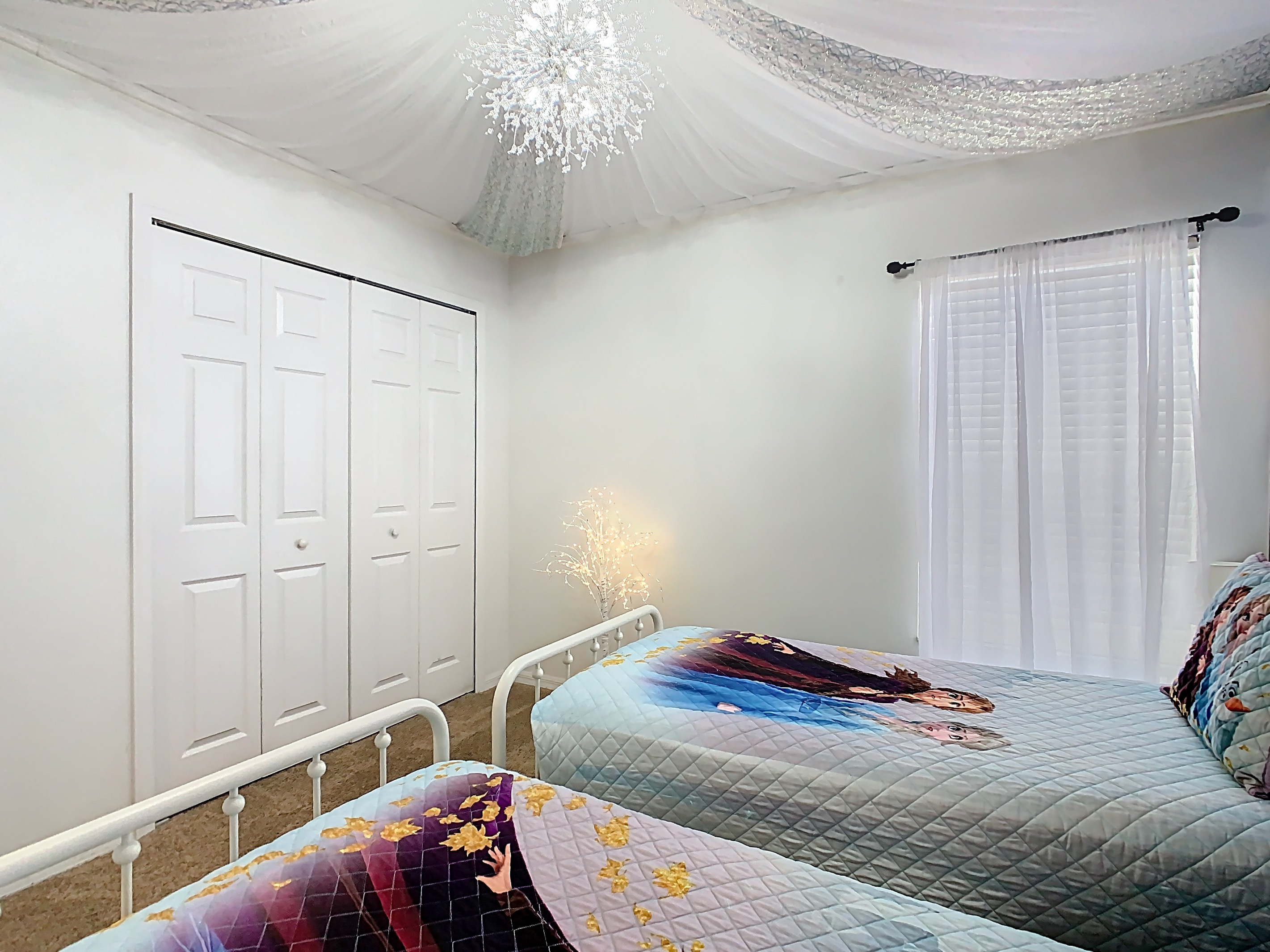 Kissimmee, Florida, 34747, United States, 6 Bedrooms Bedrooms, ,5 BathroomsBathrooms,Residential,For Sale,1920294
