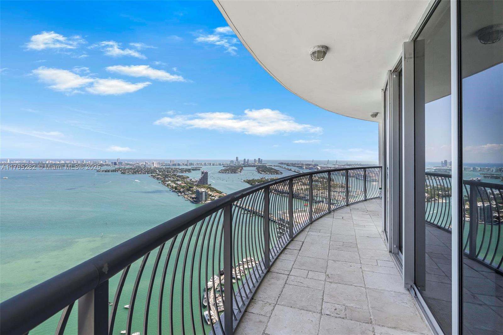 Miami, Florida, 33132, United States, 2 Bedrooms Bedrooms, ,2 BathroomsBathrooms,Residential,For Sale,1739063