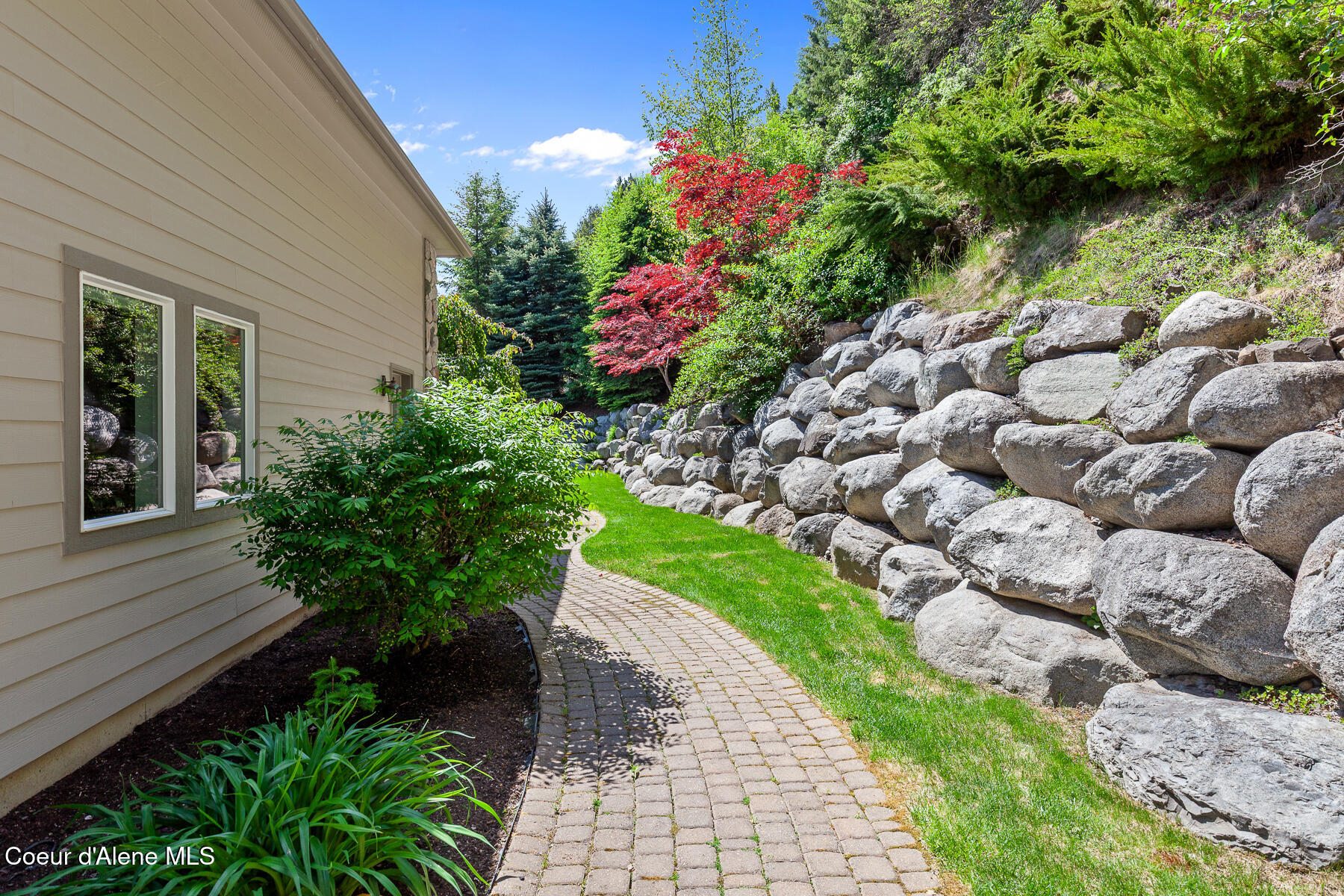 Coeur d'Alene, Idaho, 83814, United States, 4 Bedrooms Bedrooms, ,Residential,For Sale,2048588