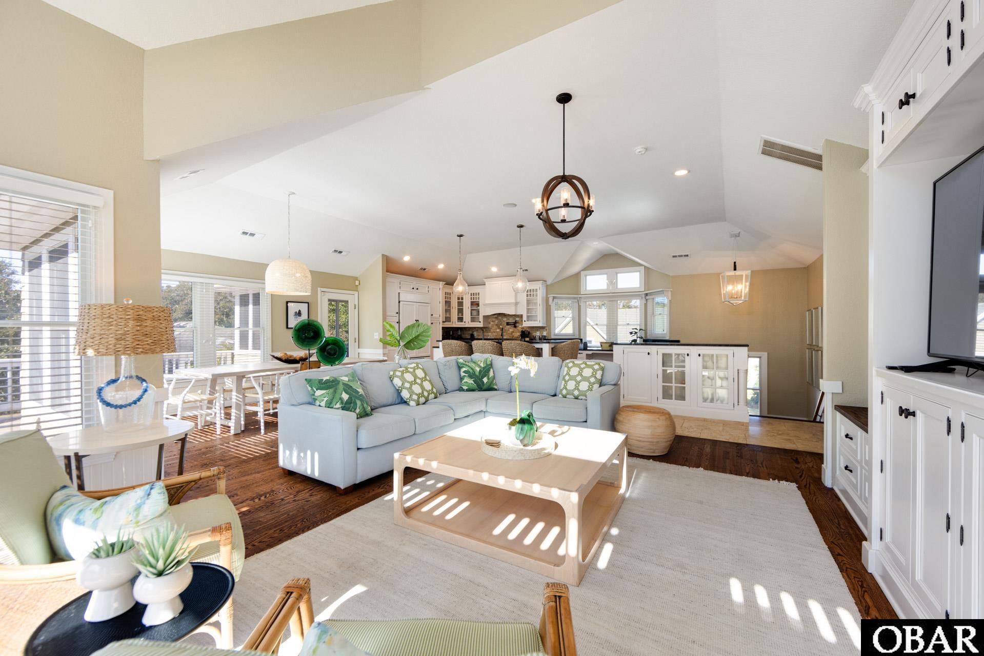 Duck, North Carolina, 27949, United States, 6 Bedrooms Bedrooms, ,7 BathroomsBathrooms,Residential,For Sale,1994366