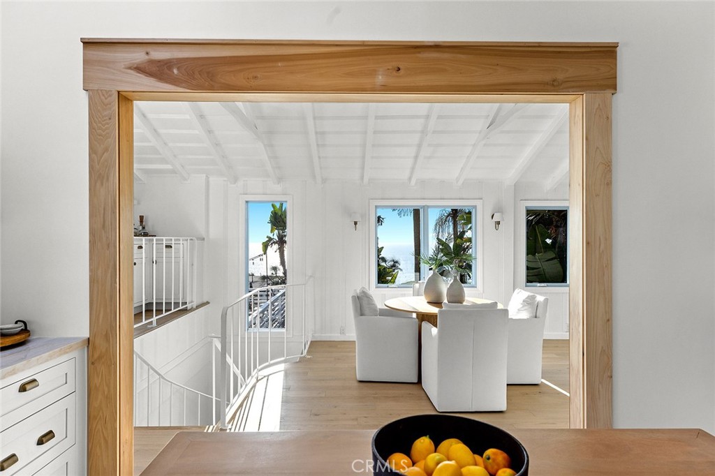 Laguna Beach, California, 92651, United States, 3 Bedrooms Bedrooms, ,2 BathroomsBathrooms,Residential,For Sale,1985330