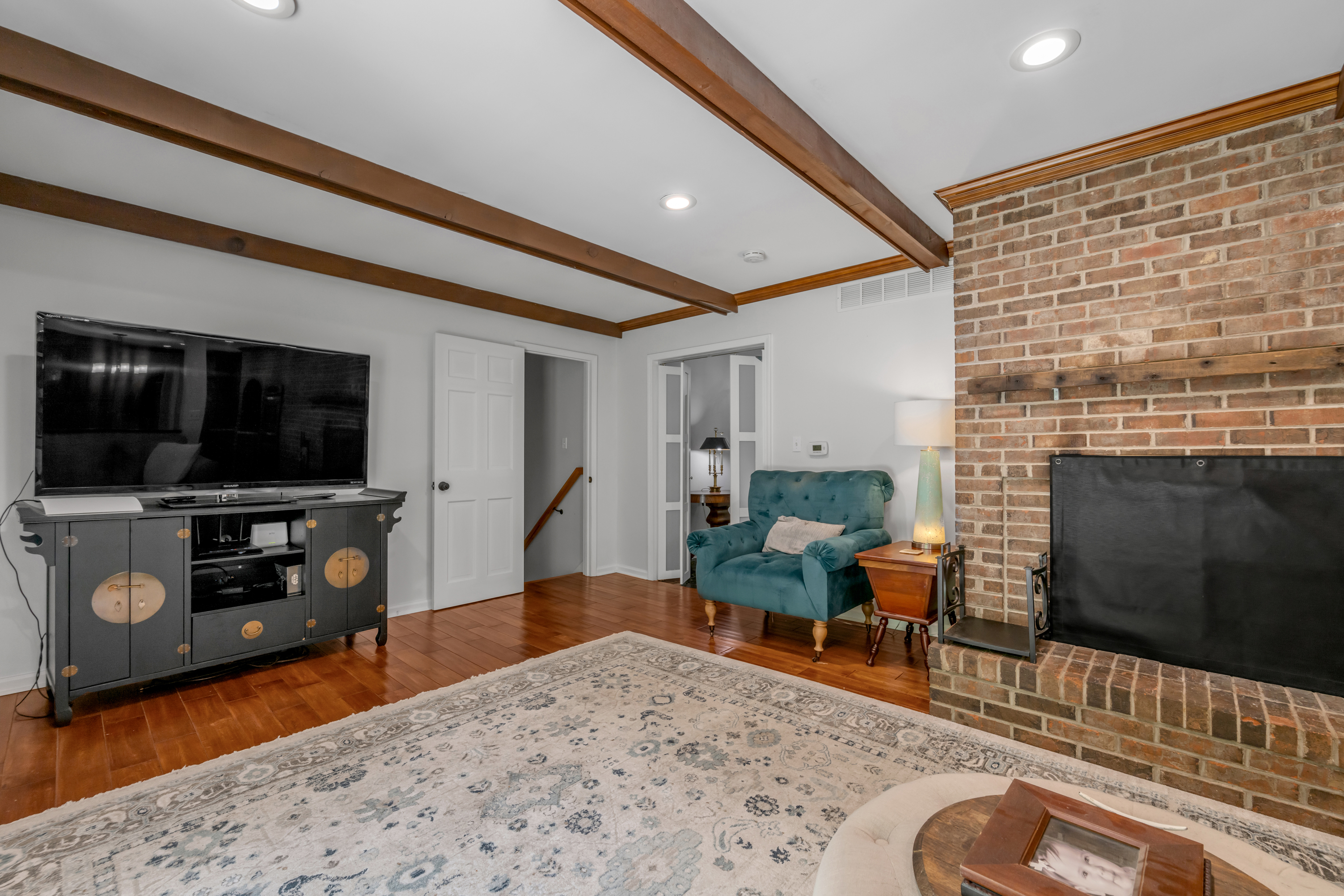  1556 Wellesley Drive - 物件實景