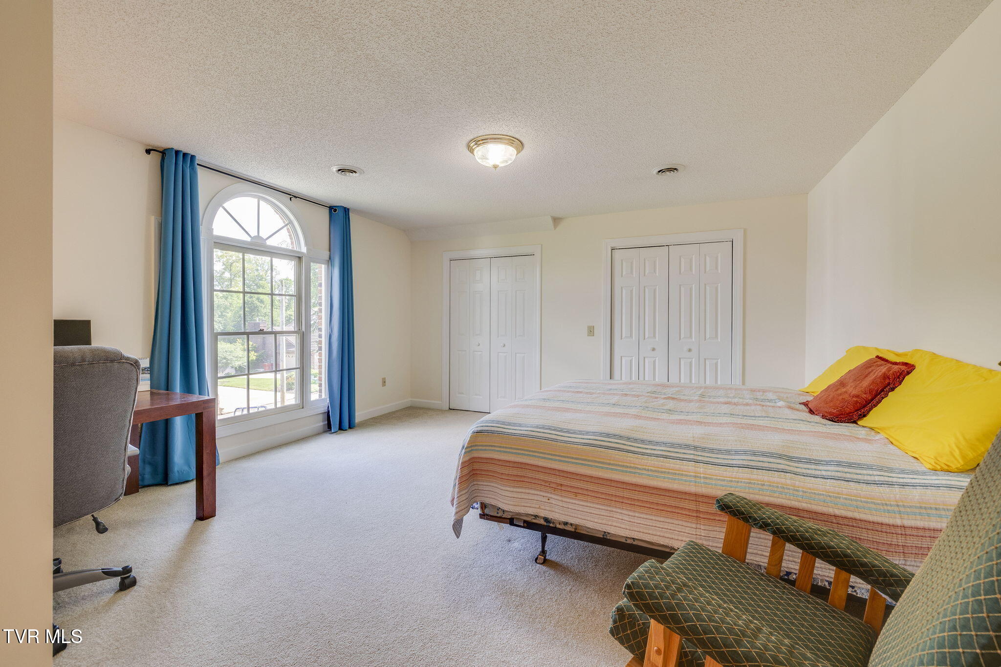 Johnson City, Tennessee, 37604, United States, 4 Bedrooms Bedrooms, ,4 BathroomsBathrooms,Residential,For Sale,1944791