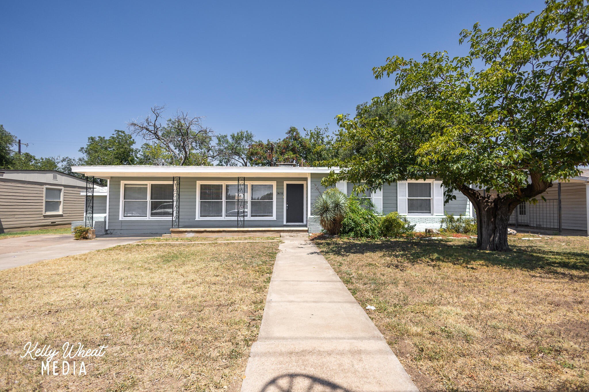 Avenue , San Angelo, TX 76904
