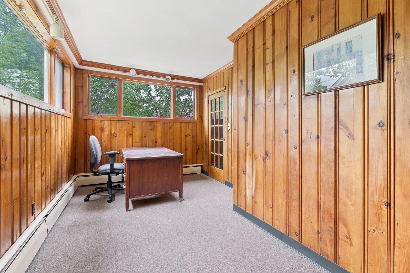 Bay Shore, New York, 11706, United States, 4 Bedrooms Bedrooms, ,3 BathroomsBathrooms,Residential,For Sale,1836669