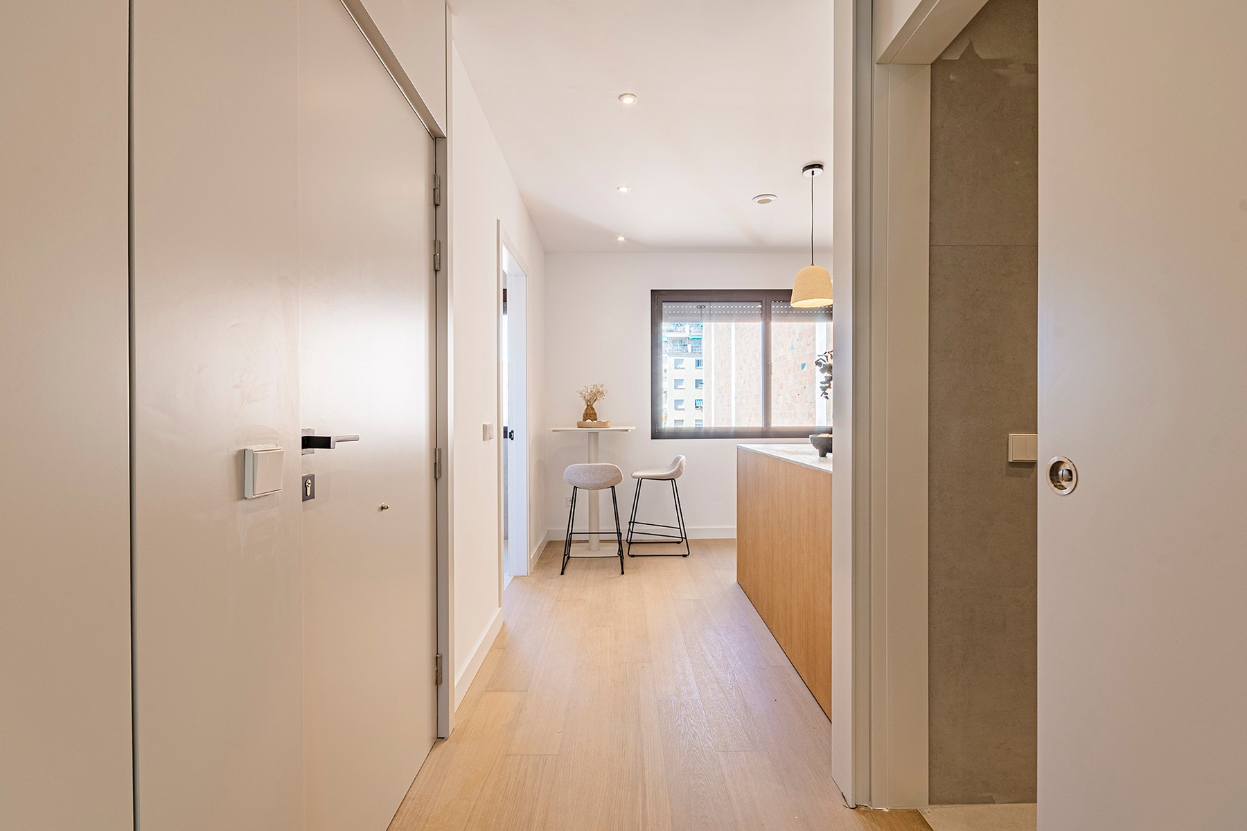  Newly constructed duplex penthouse near the beach - 物件實景