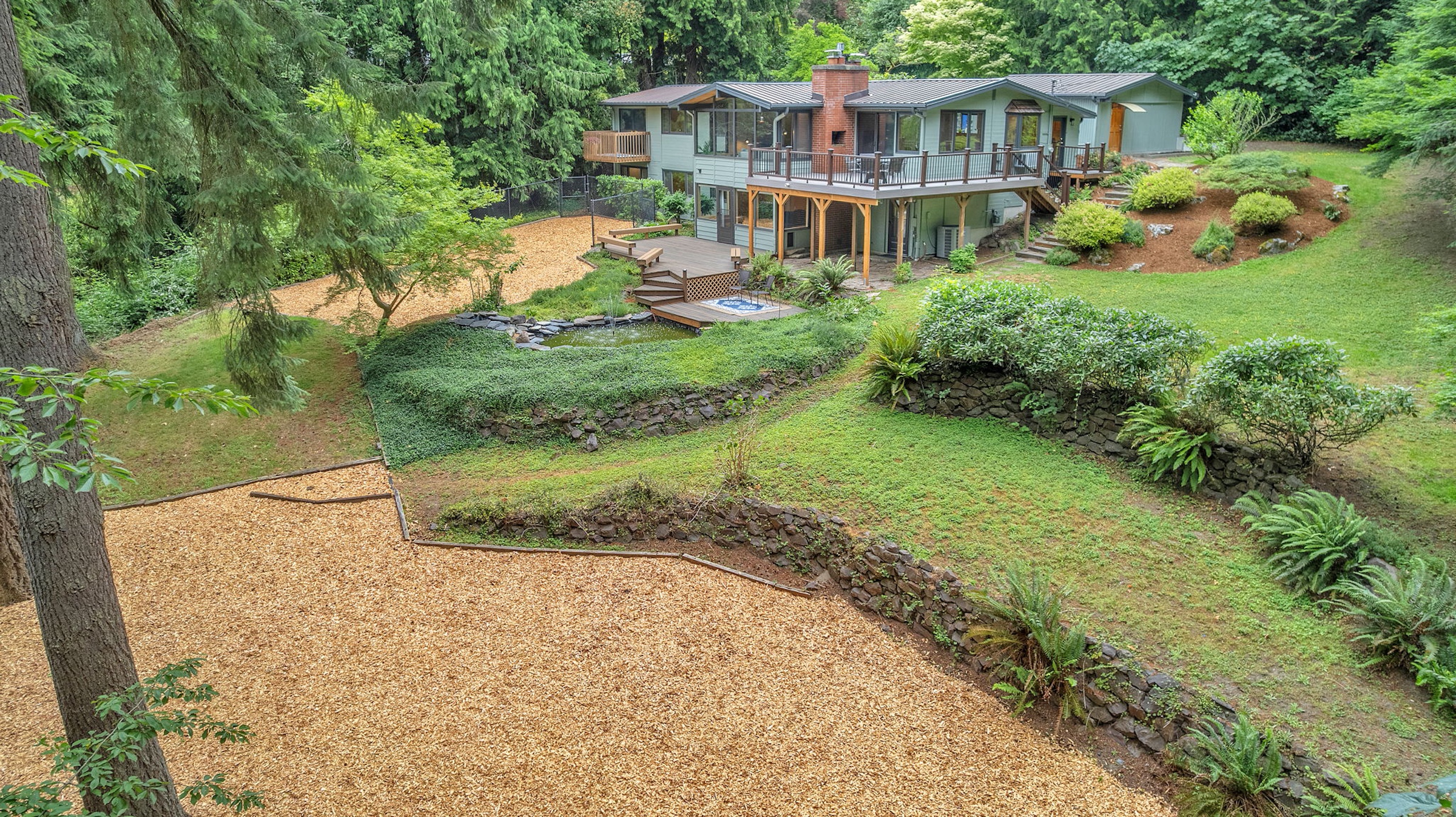  Mid-Century Gem on Serene Acreage - 物件實景