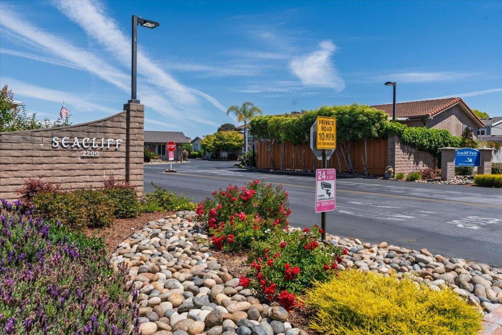 Aptos, California, 95003, United States, 3 Bedrooms Bedrooms, ,2 BathroomsBathrooms,Residential,For Sale,1977093