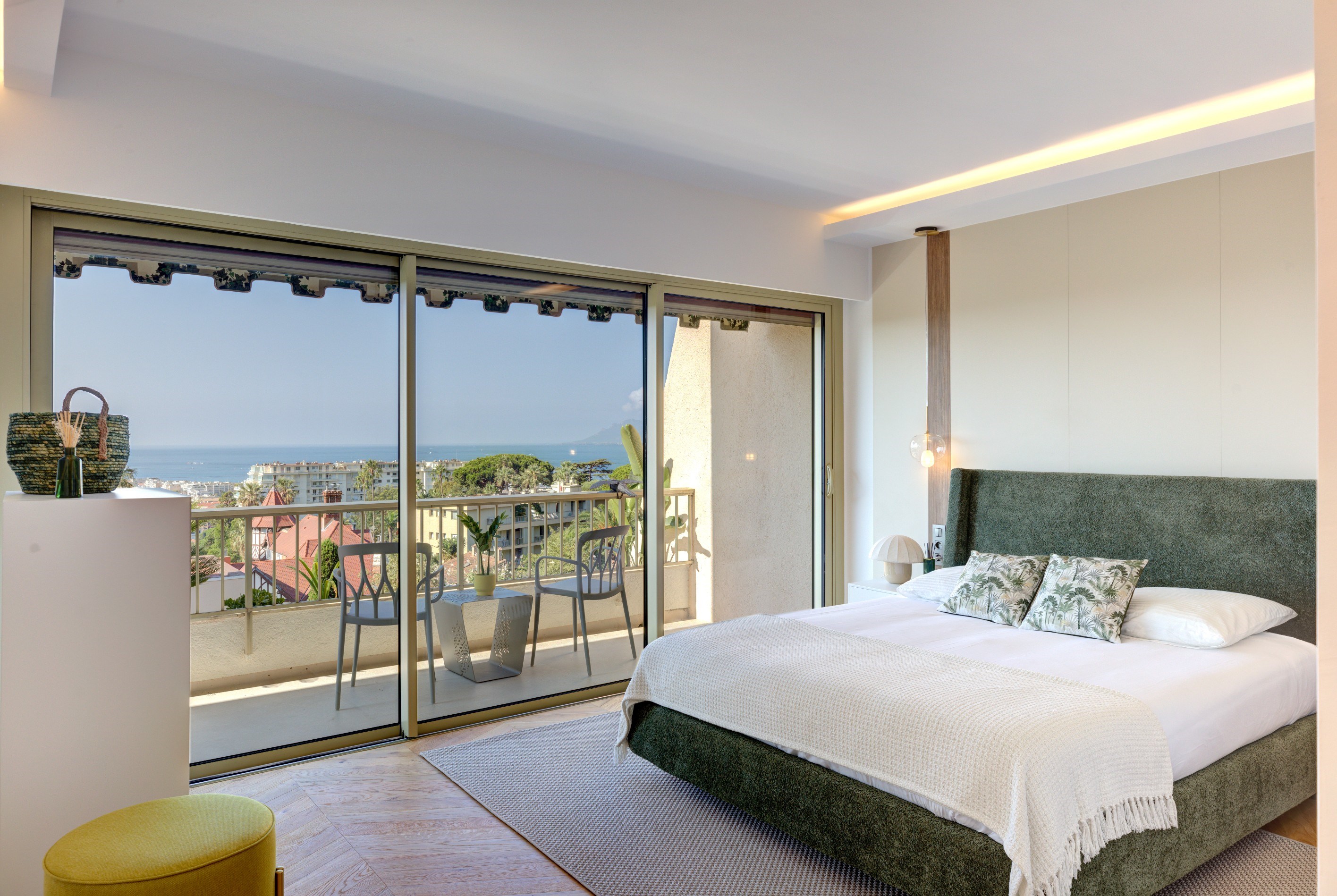  La Californie: 4-bed apartment with terrace and sea view - 物件實景
