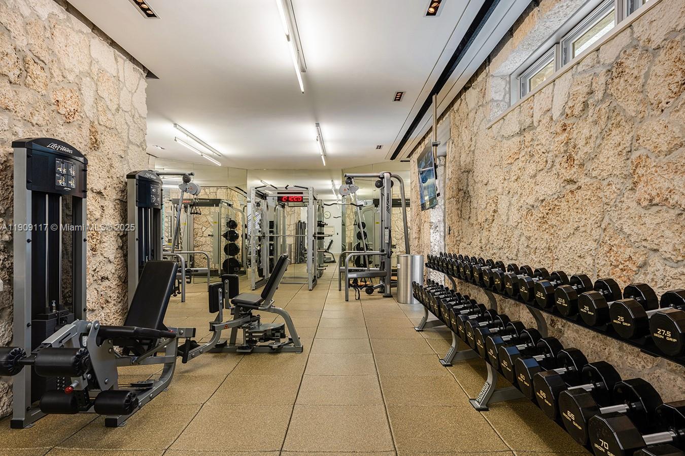 Miami, Florida, 33133, United States, 13 Bedrooms Bedrooms, ,18 BathroomsBathrooms,Residential,For Sale,1989288