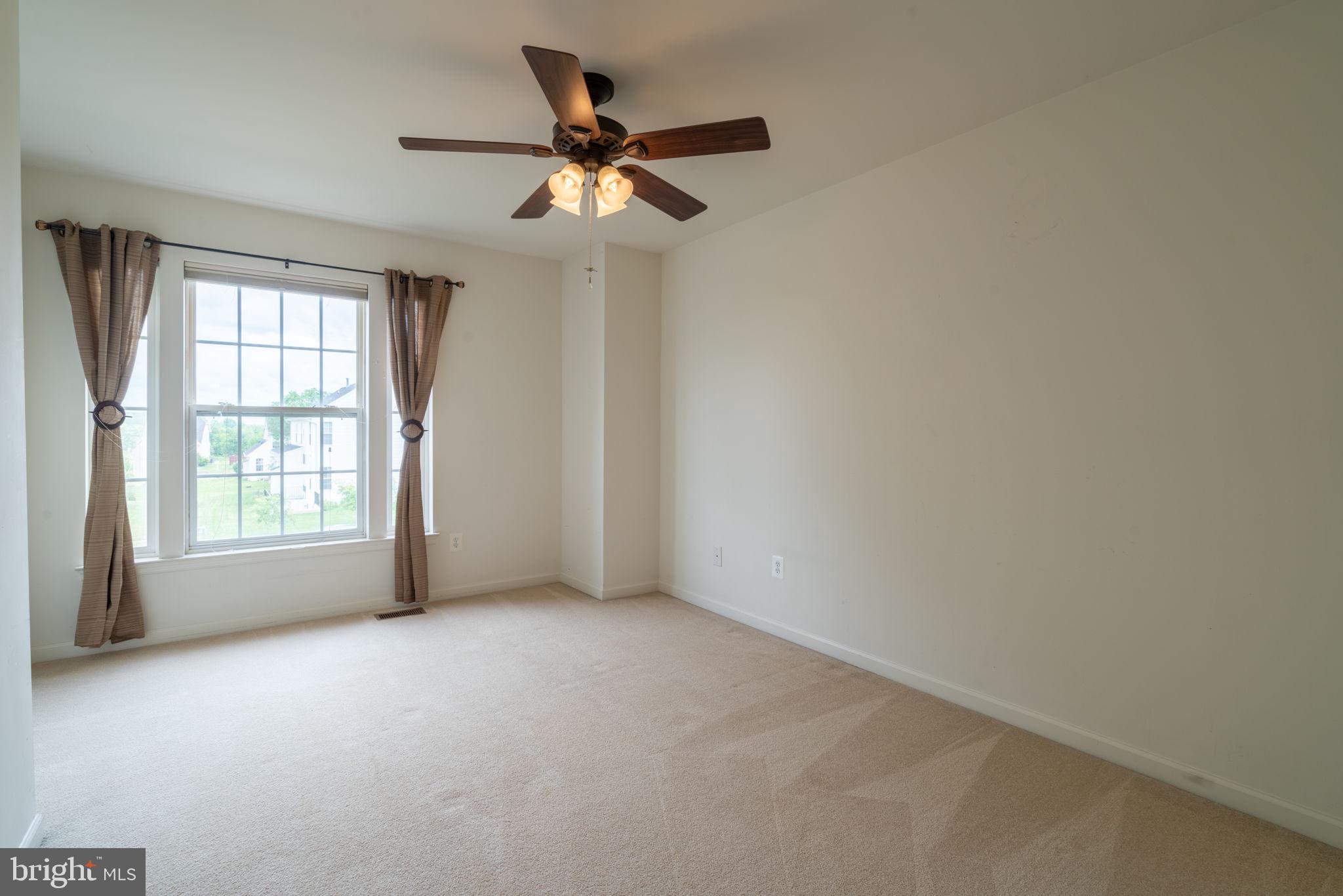 Bealeton, Virginia, 22712, United States, 4 Bedrooms Bedrooms, ,4 BathroomsBathrooms,Residential,For Sale,1928510