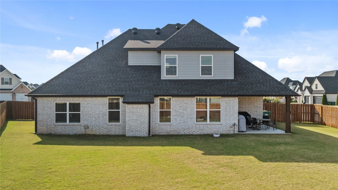 Bentonville, Arkansas, 72713, United States, 4 Bedrooms Bedrooms, ,3 BathroomsBathrooms,Residential,For Sale,1989403