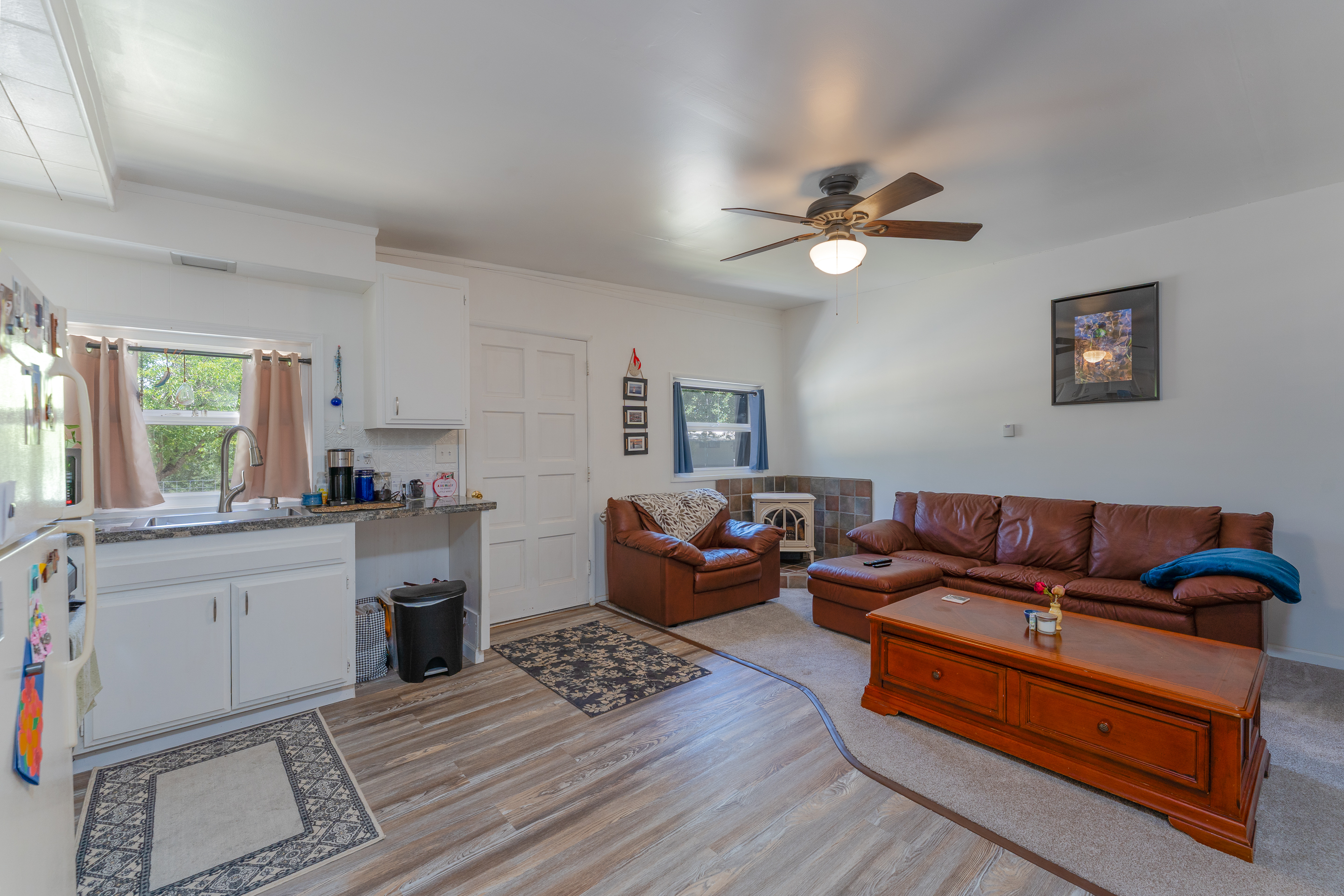 Willits, California, 95490, United States, 3 Bedrooms Bedrooms, ,2 BathroomsBathrooms,Residential,For Sale,1883434