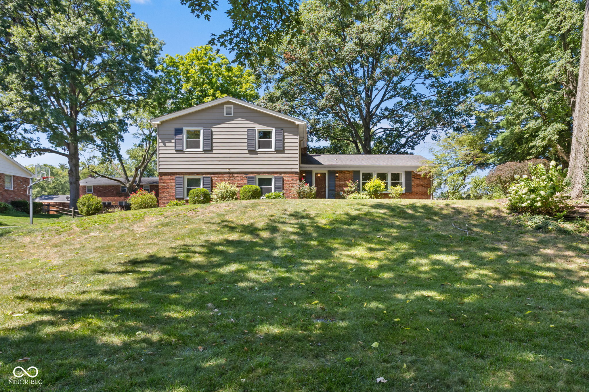 Indianapolis, Indiana, 46250, United States, 4 Bedrooms Bedrooms, ,3 BathroomsBathrooms,Residential,For Sale,1983671