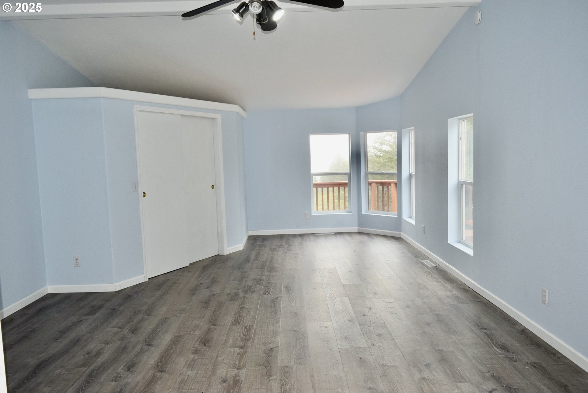 Gold Beach, Oregon, 97444, United States, 3 Bedrooms Bedrooms, ,3 BathroomsBathrooms,Residential,For Sale,1975085