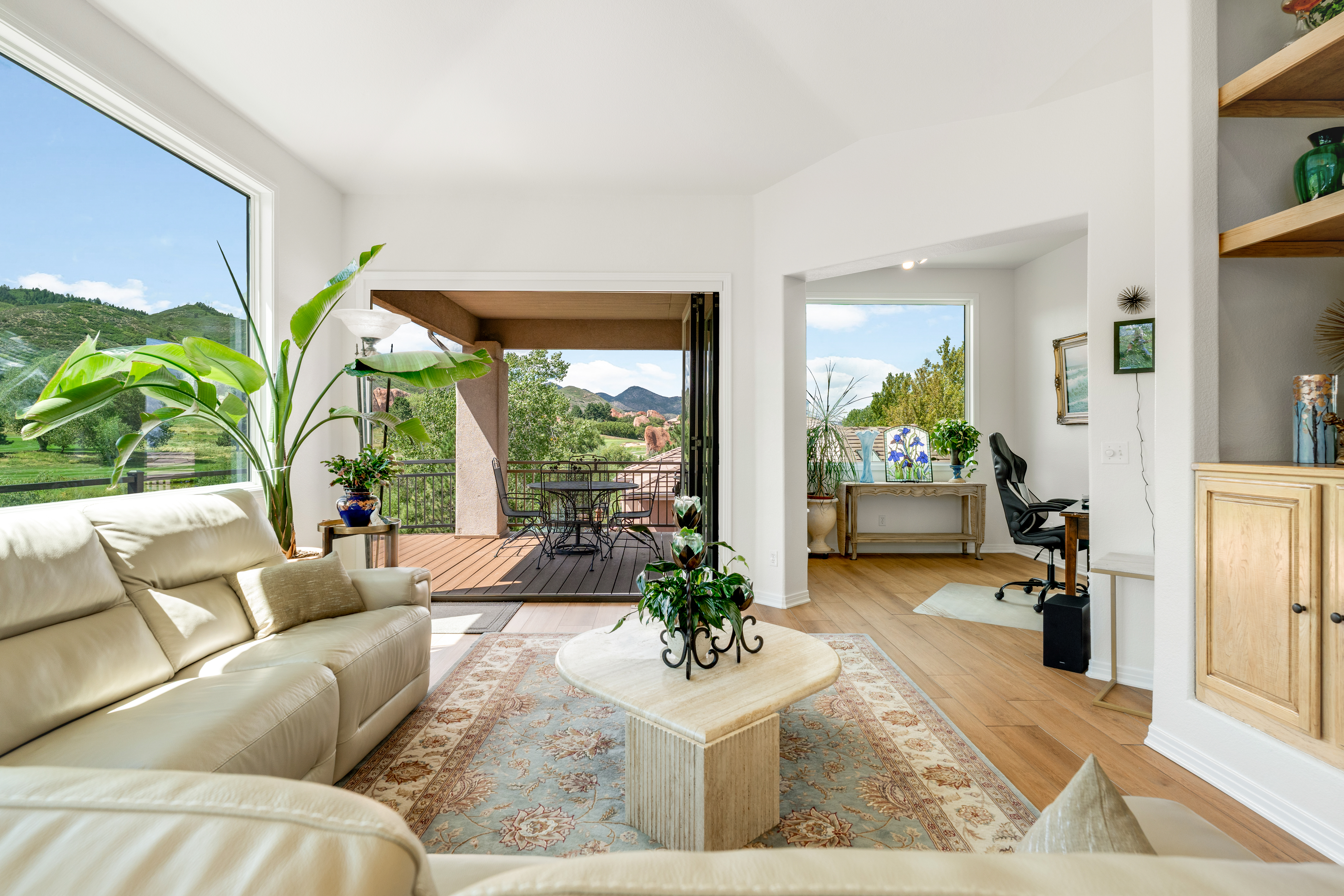 Beautifully maintained ranch home sits on award-winning arrowhead golf course - 物件實景