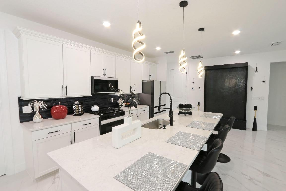 Port St Lucie, Florida, 34987, United States, 2 Bedrooms Bedrooms, ,2 BathroomsBathrooms,Residential,For Sale,2008959