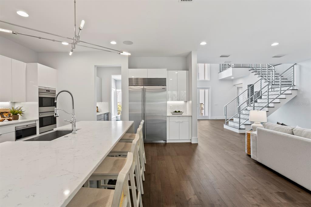 Tampa, Florida, 33606, United States, 5 Bedrooms Bedrooms, ,7 BathroomsBathrooms,Residential,For Sale,1779017